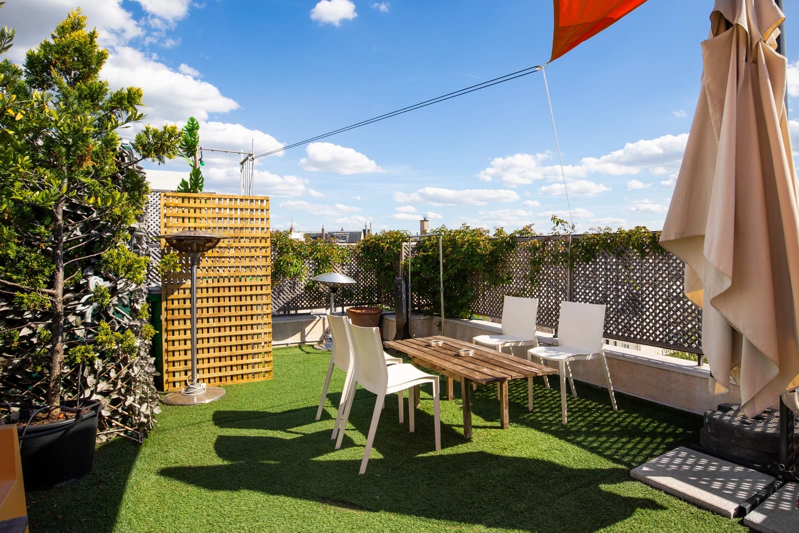 Space The Rooftop with its panoramic view, 16th arrondissement - 4