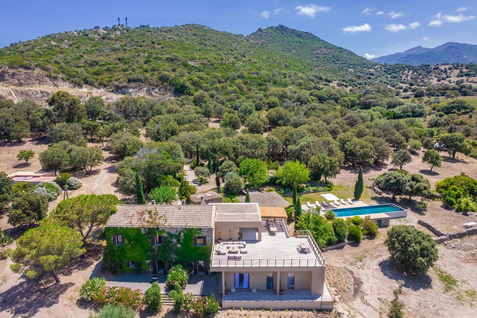 Space Northern Corsica bergerie - 360° view of the Agriates Desert - 9 bedrooms - 2