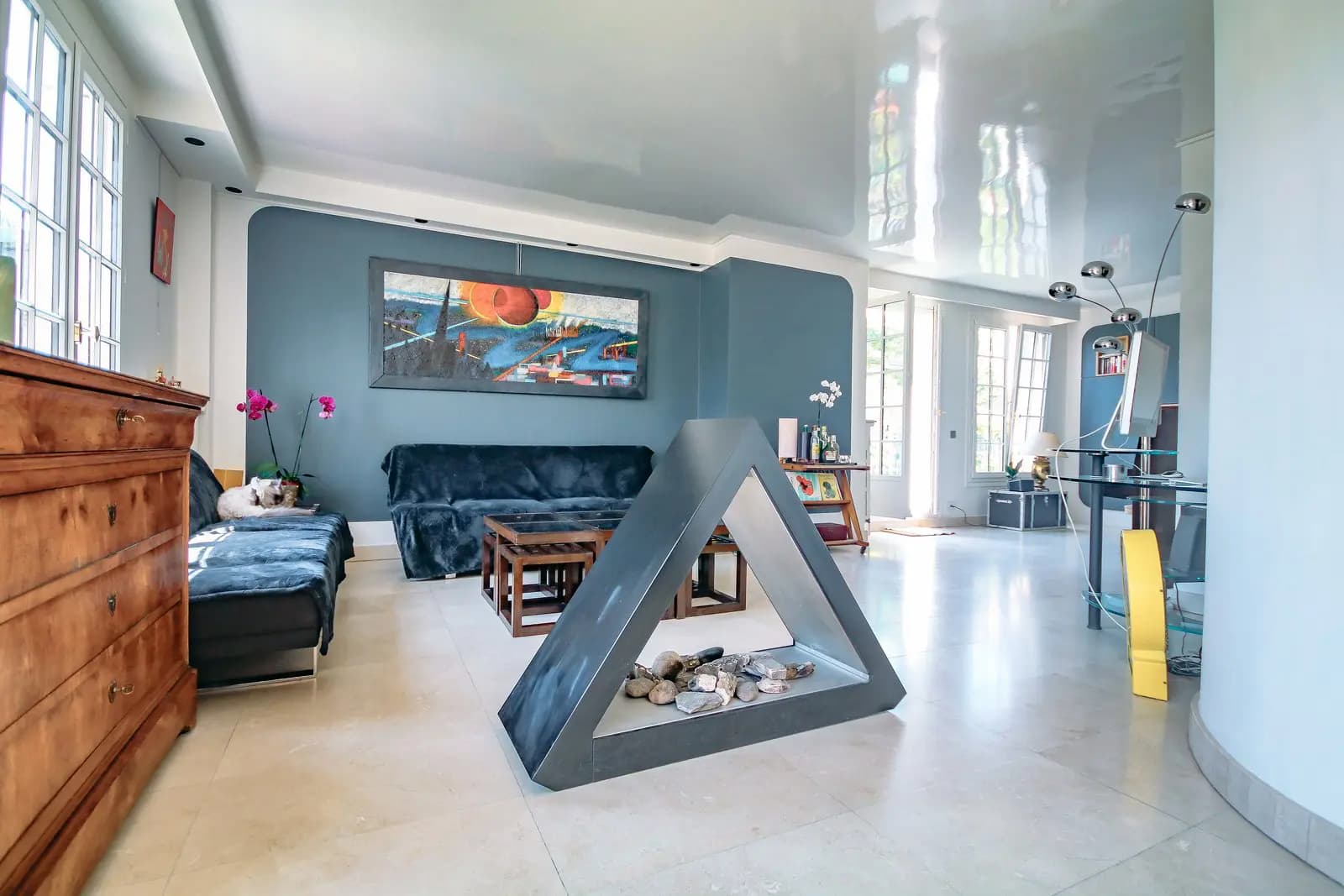 Living room in  The countryside in Paris - 1
