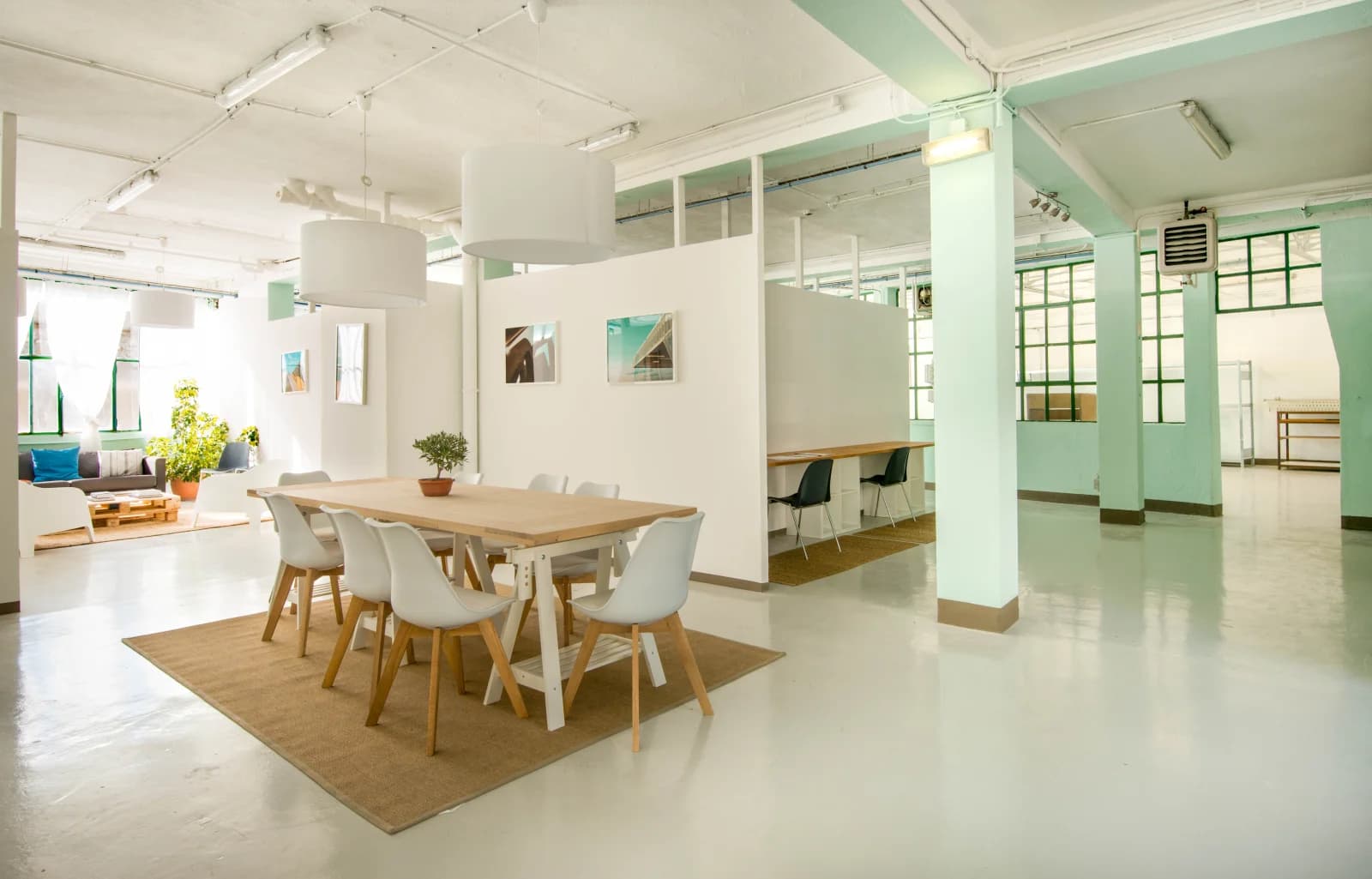 Space Salle Atelier, surrounded by glass! - 3