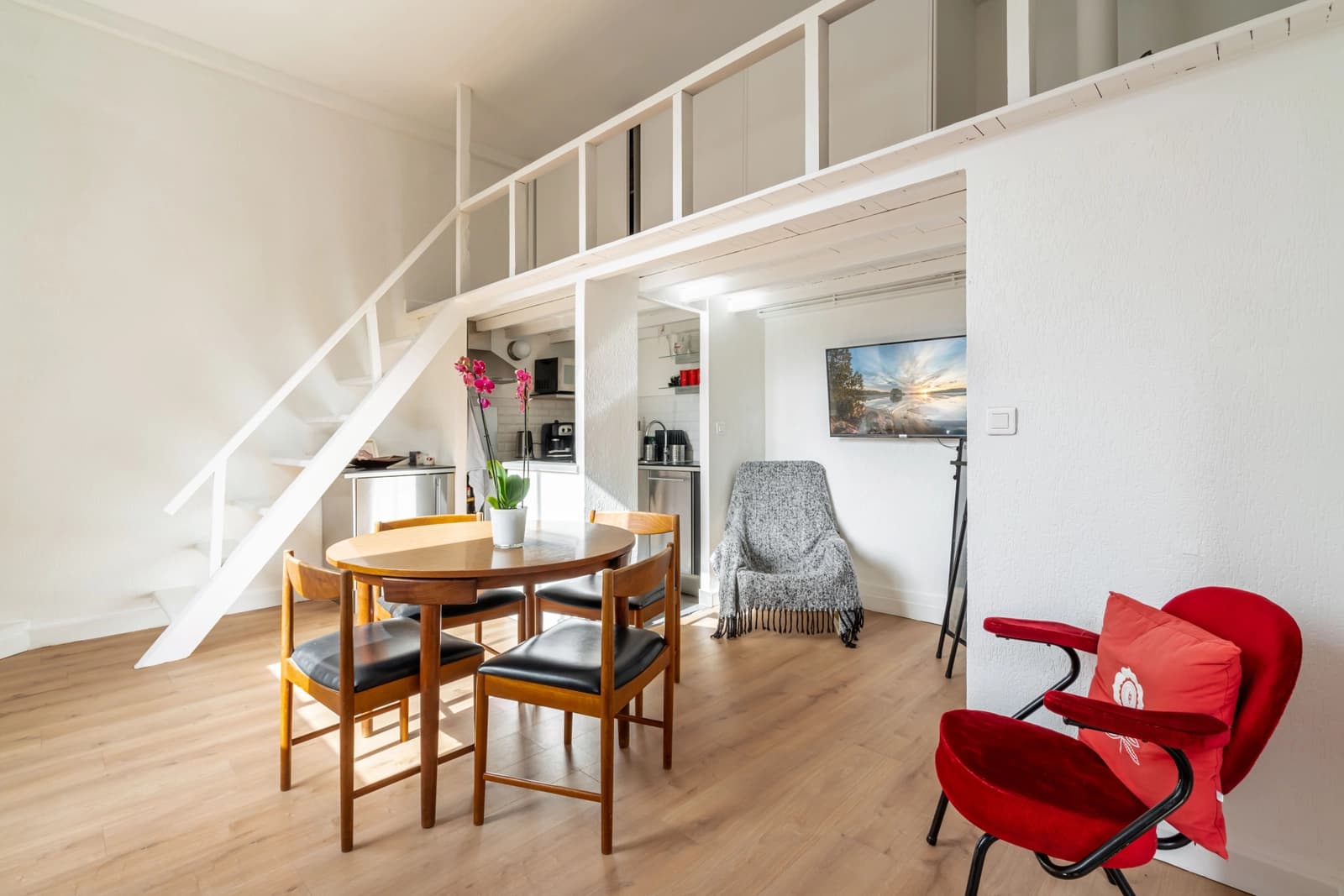 Espace Loft lumineux à l'atmosphère chaleureuse et cosy - 4