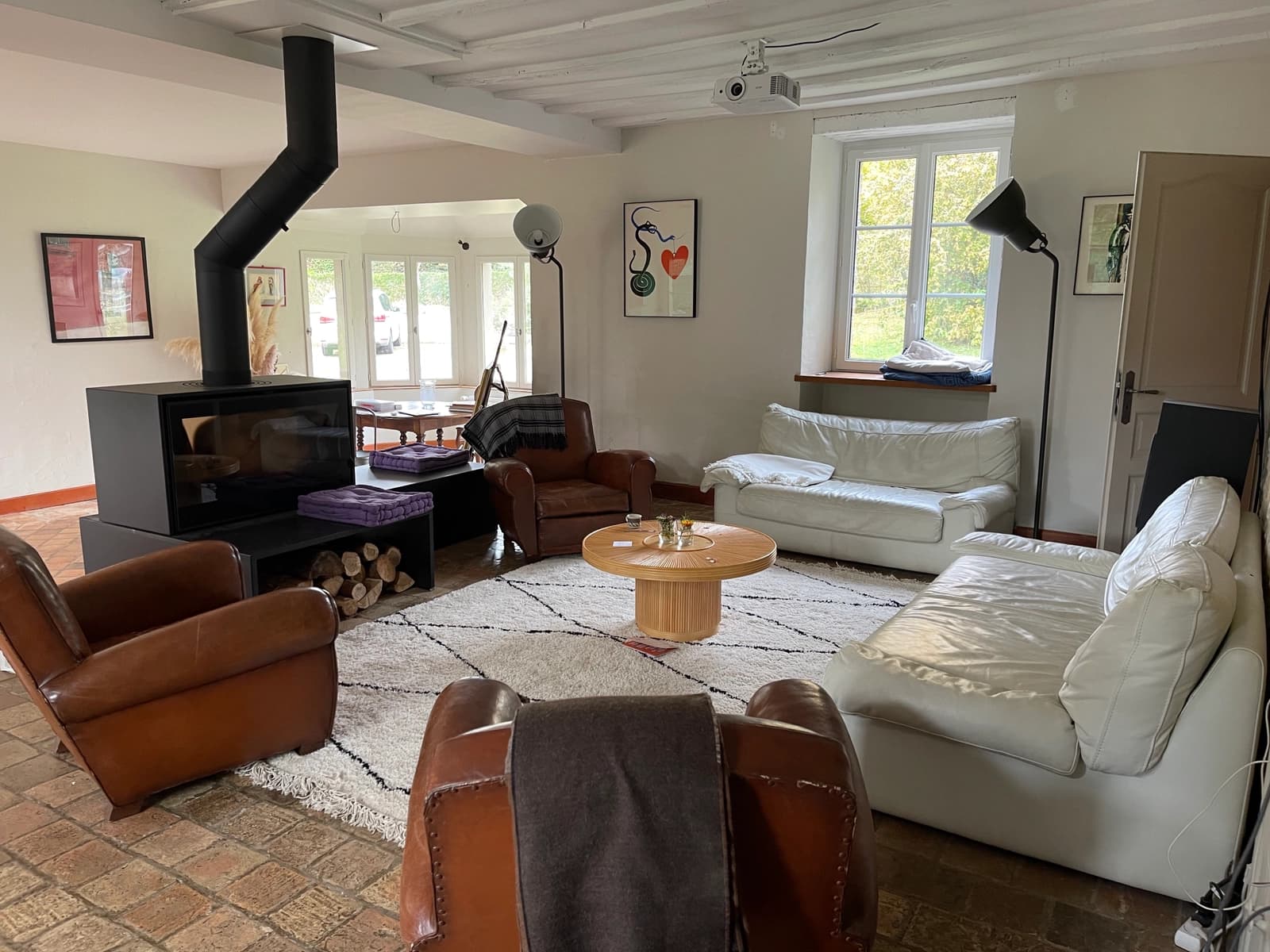 Living room in Renovated farmhouse 70 kms from Paris - 1