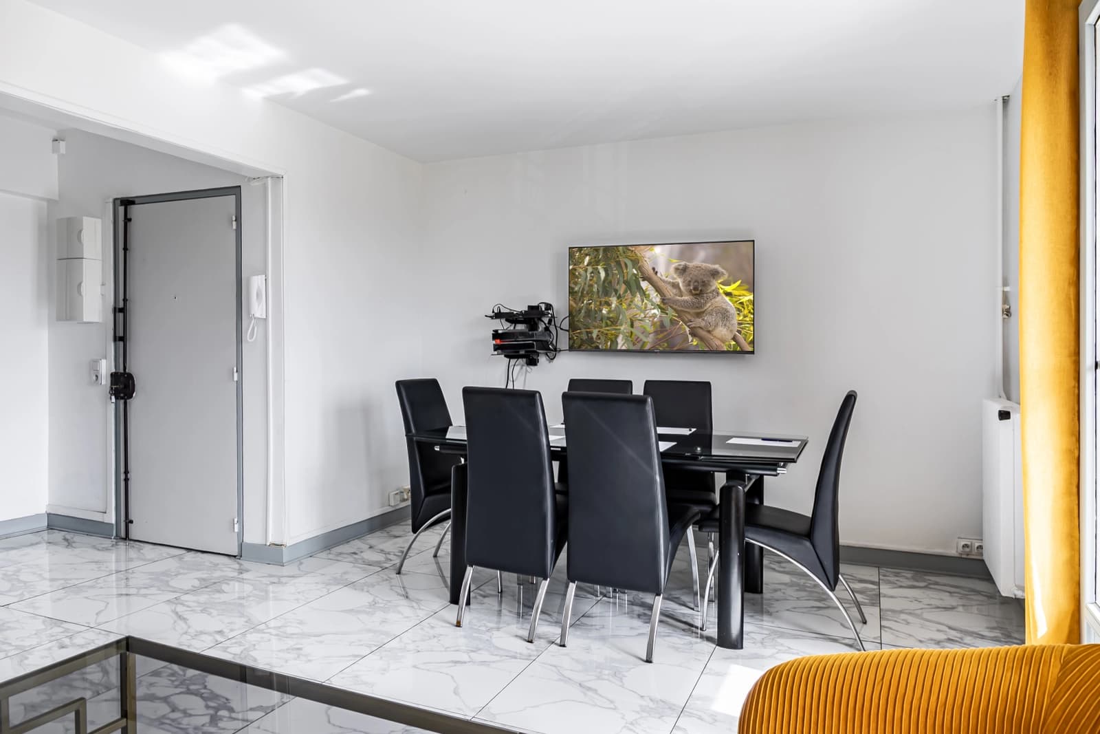 Espace Appartement lumineux avec balcon proche Paris - 2