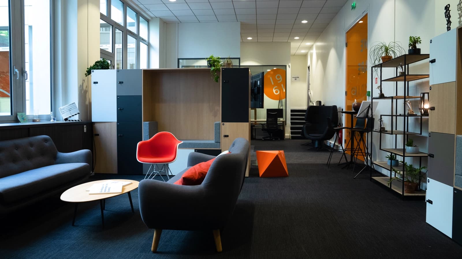 Espace Studio avec plateau TV et équipement pour webcast - 5