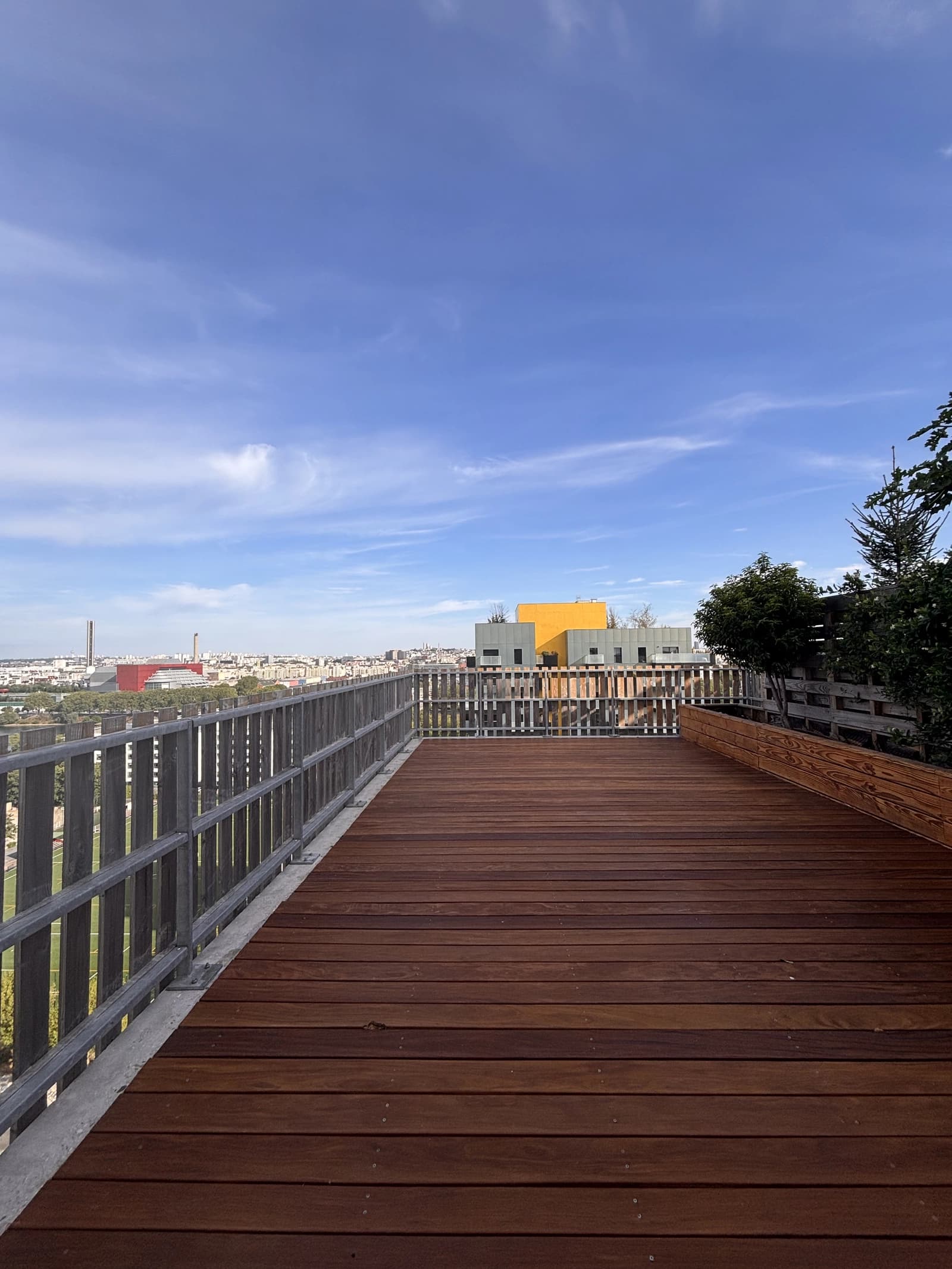 Space Rooftop on the 17th floor - Open Sky view of Sacré-Cœur & Eiffel Tower - 50m2 - 0