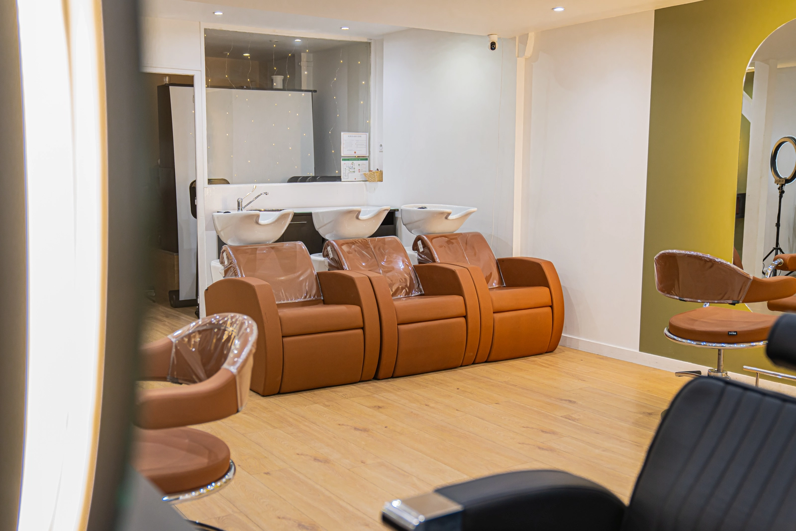 Espace Salon de coiffure et salon de beauté - 1