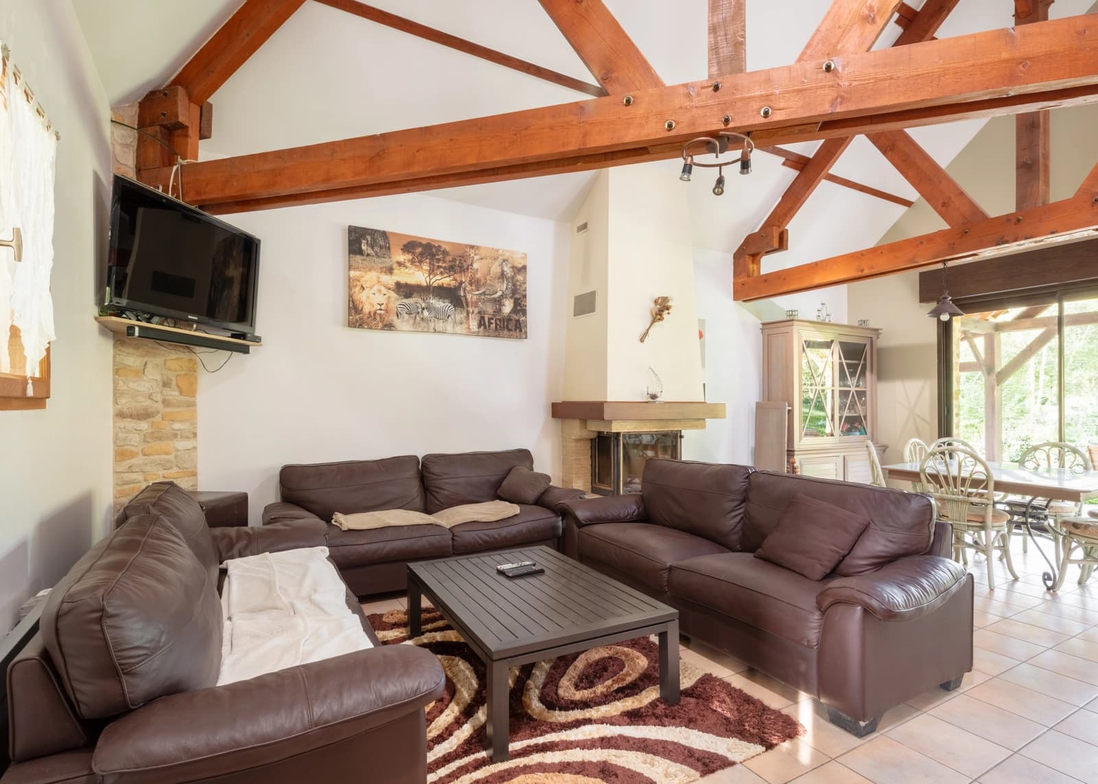 Espace Maison à la campagne avec grand terrain et jeux exterieurs - 2