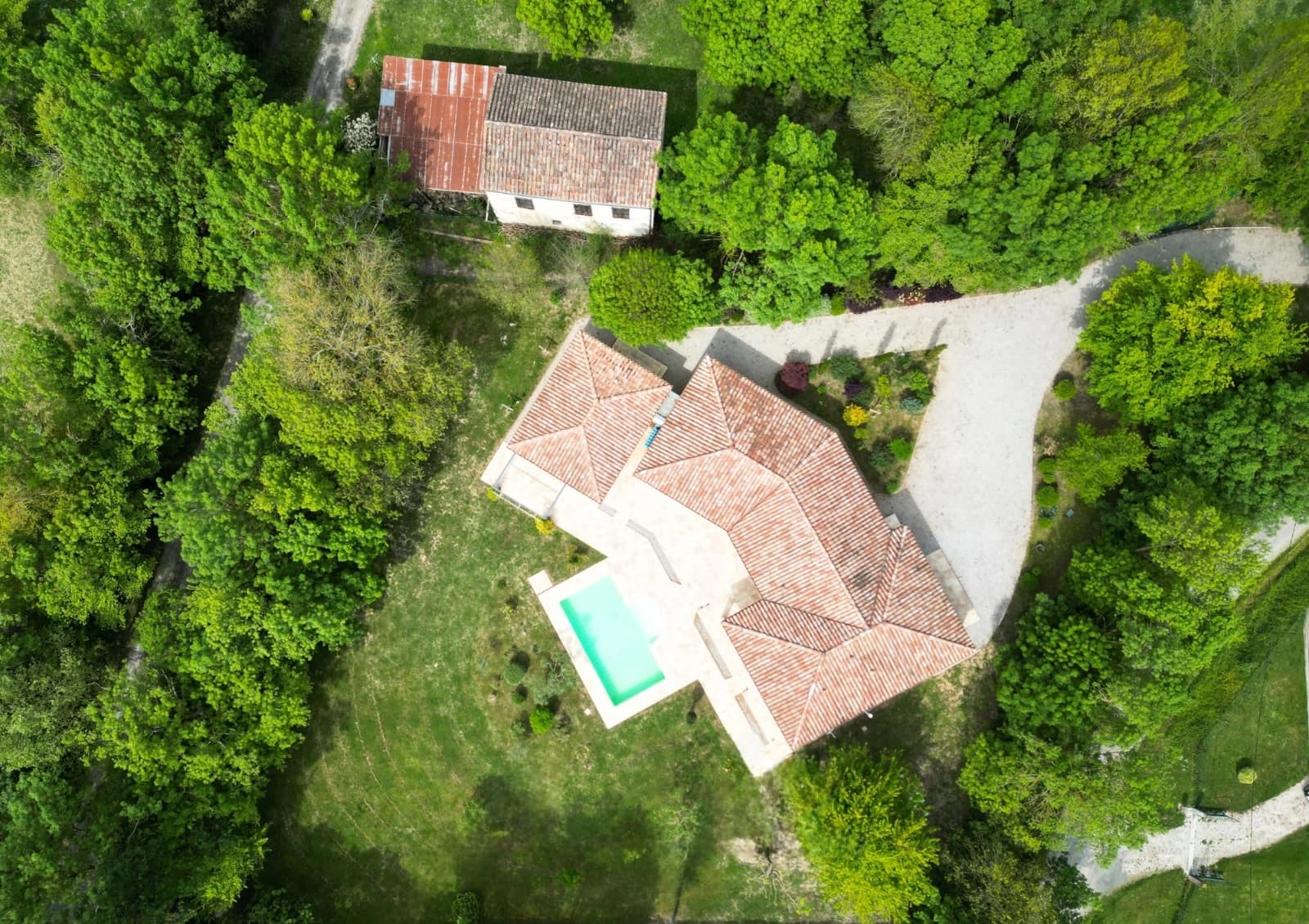 Space Provencal villa with pool in the heart of a tree-lined park – Occitania - 1