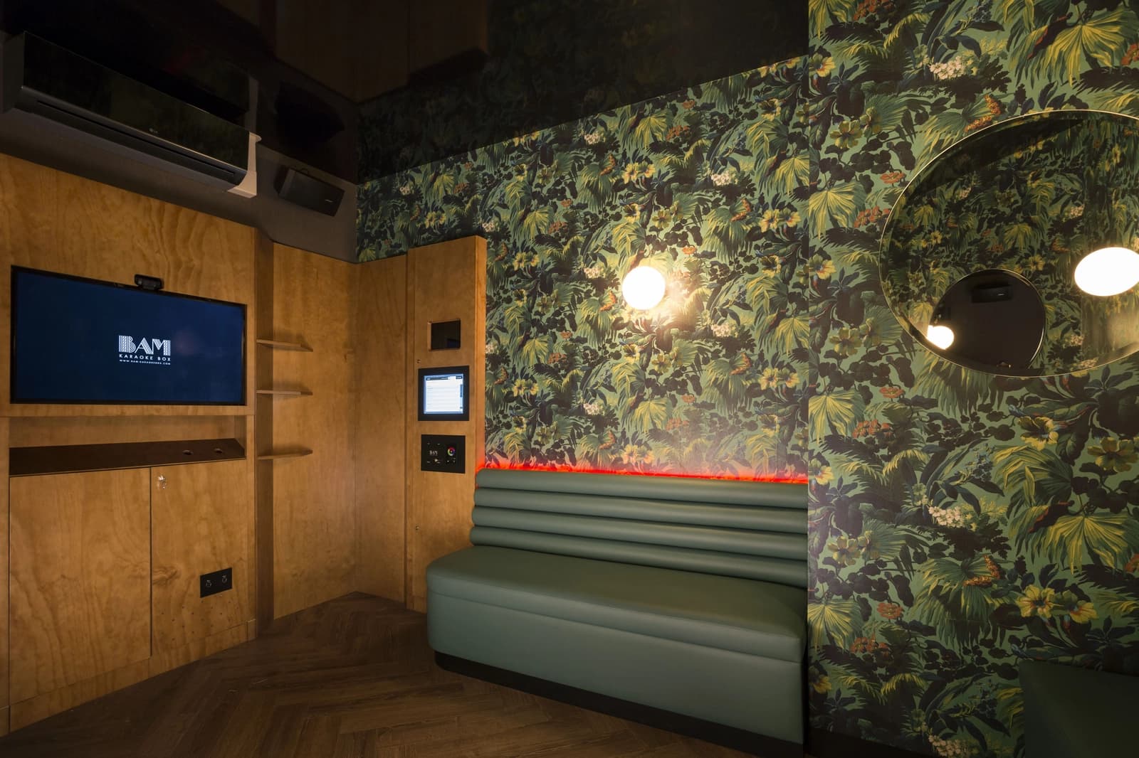 Espace Bar à cocktails et salles privées premium de karaoké - 5