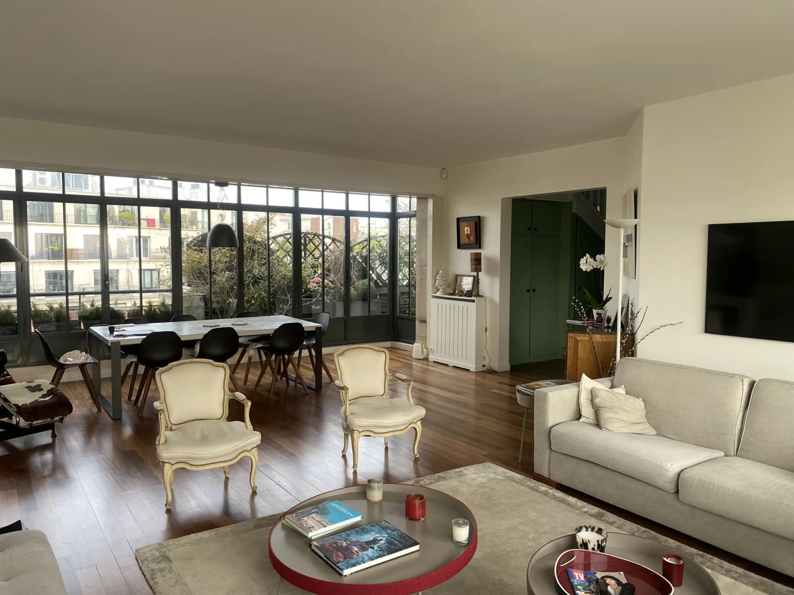 Espacio Dúplex en el último piso con vista a la Torre Eiffel - 0