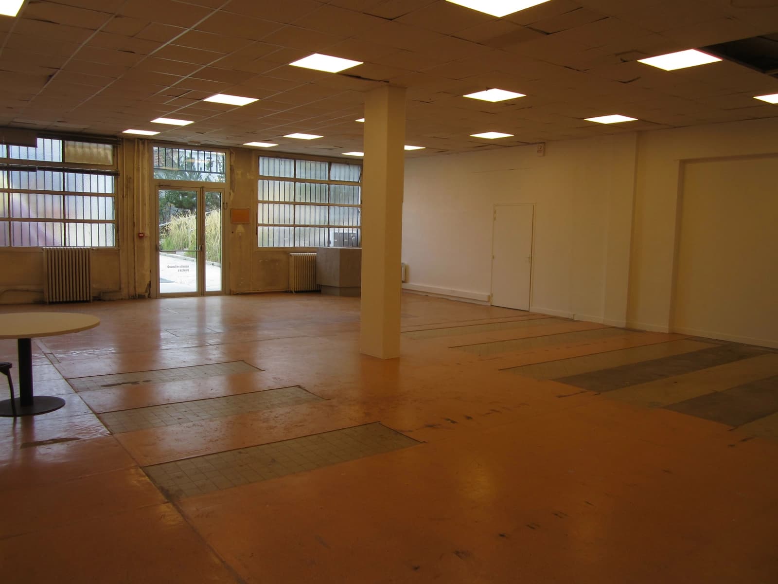 Espace Galerie patinée avec accès sur cour extérieur privée dans le 93 - 0