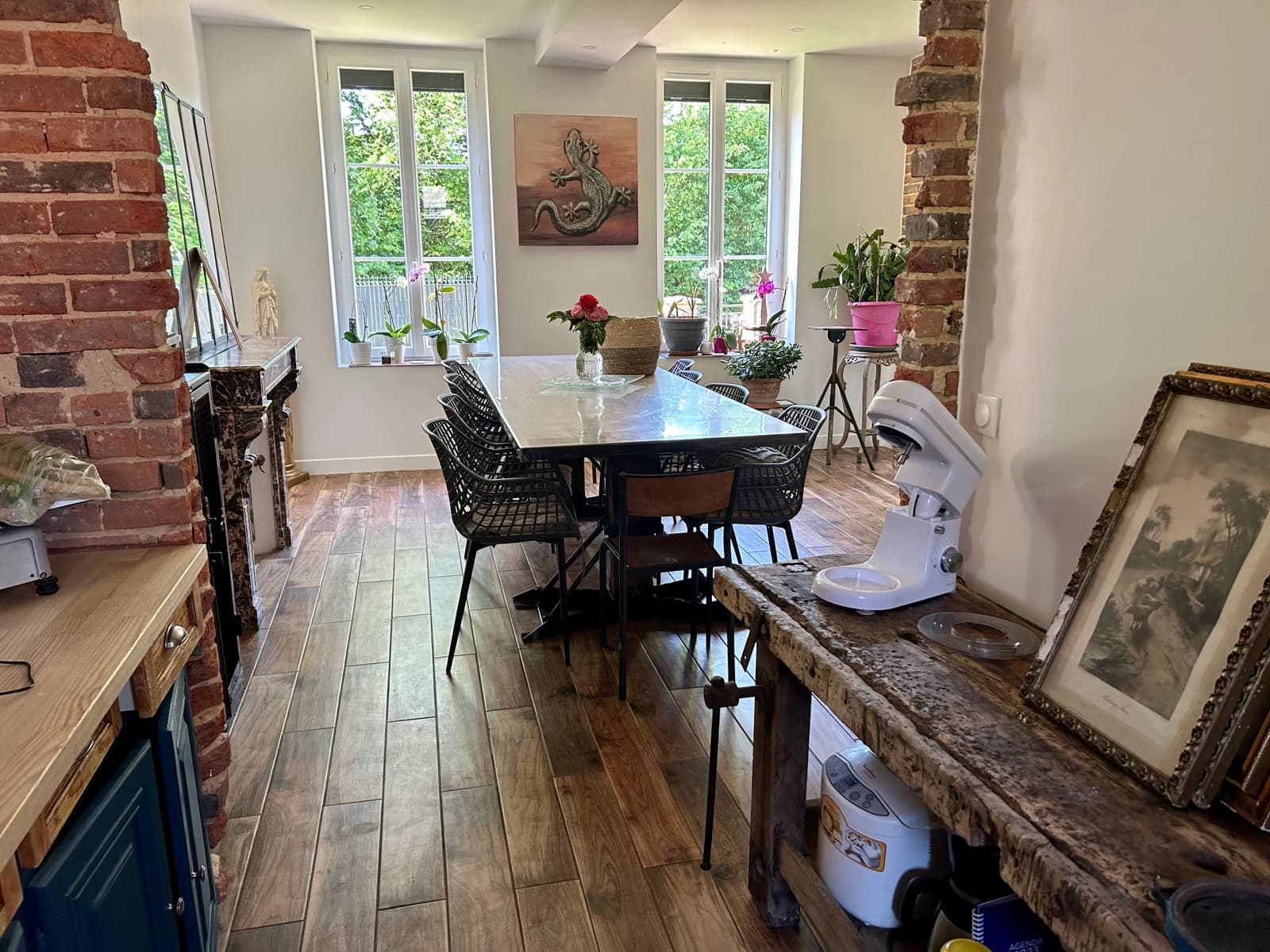 Meeting room in A great place with character, 1h30 from Paris. - 1