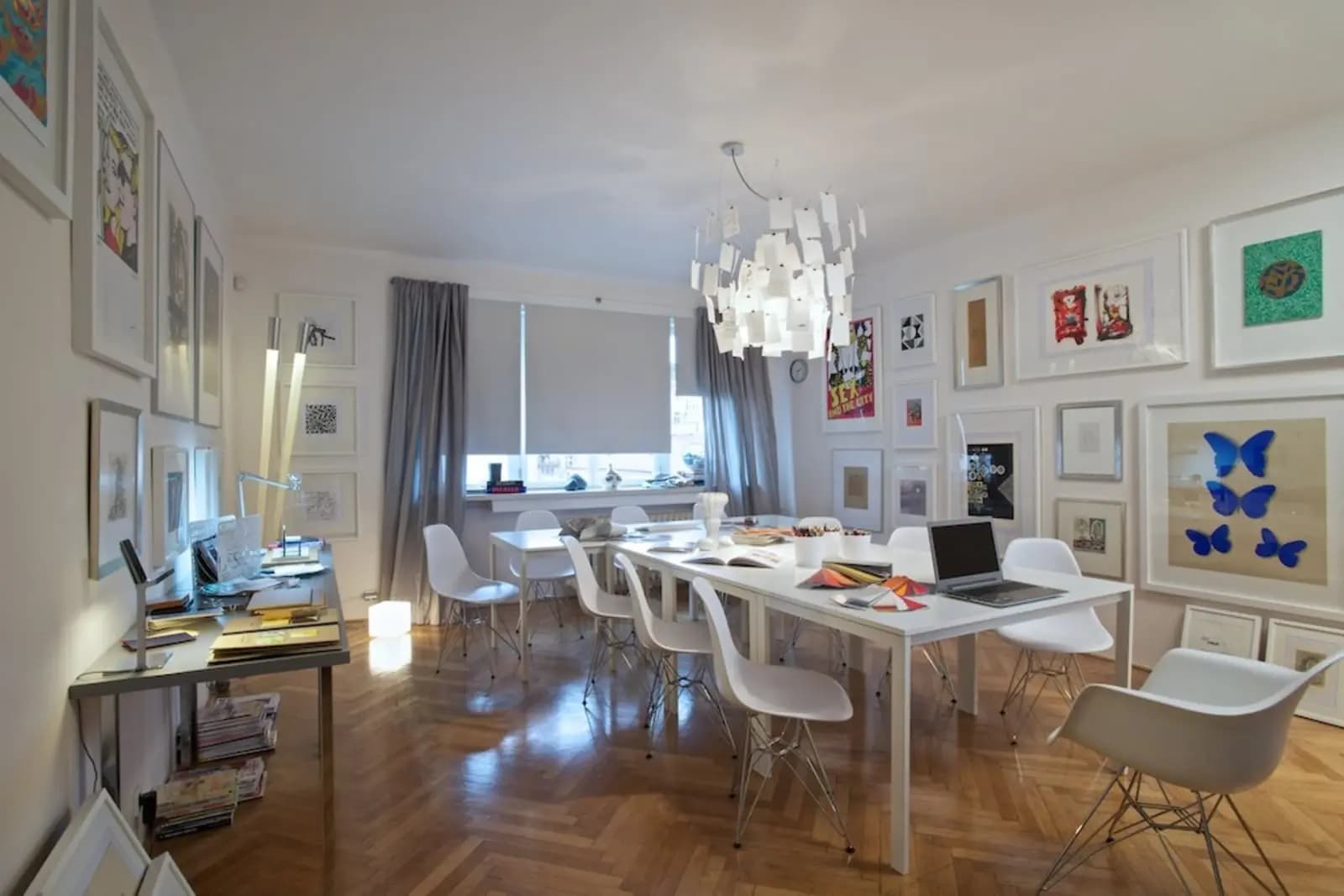 Meeting room in Unique space in functionalist house - attractive Prague place - 1
