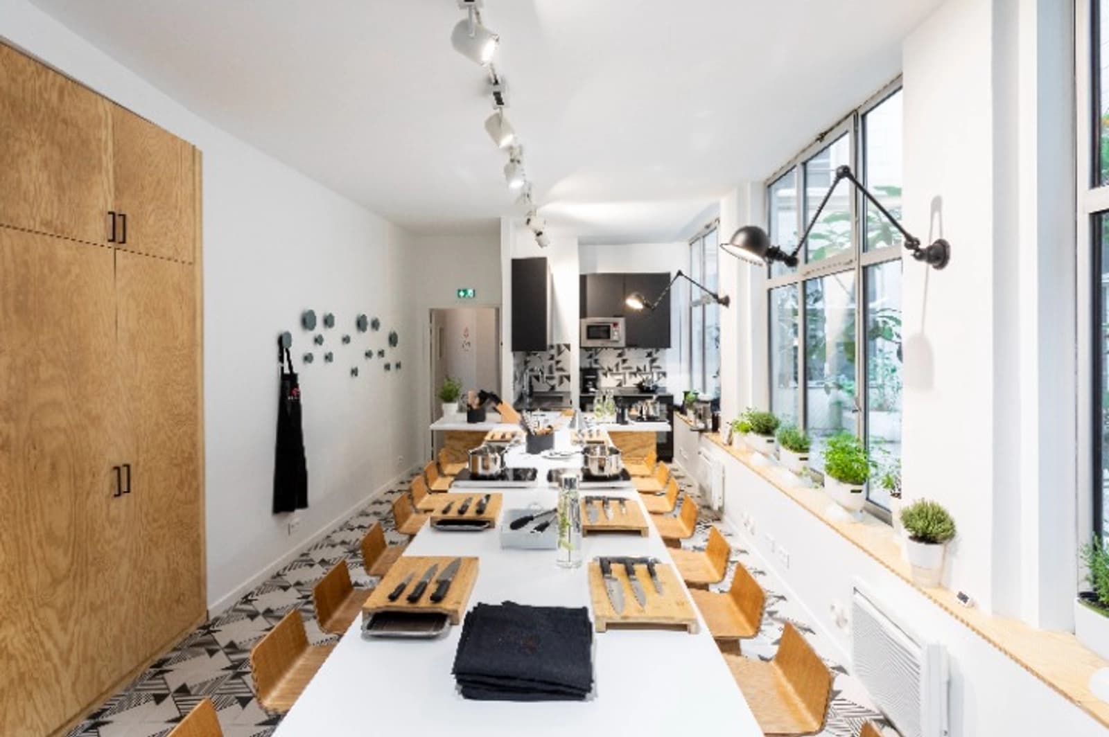 Meeting room in Superbe Eco-lieu (meeting room et atelier) - 1