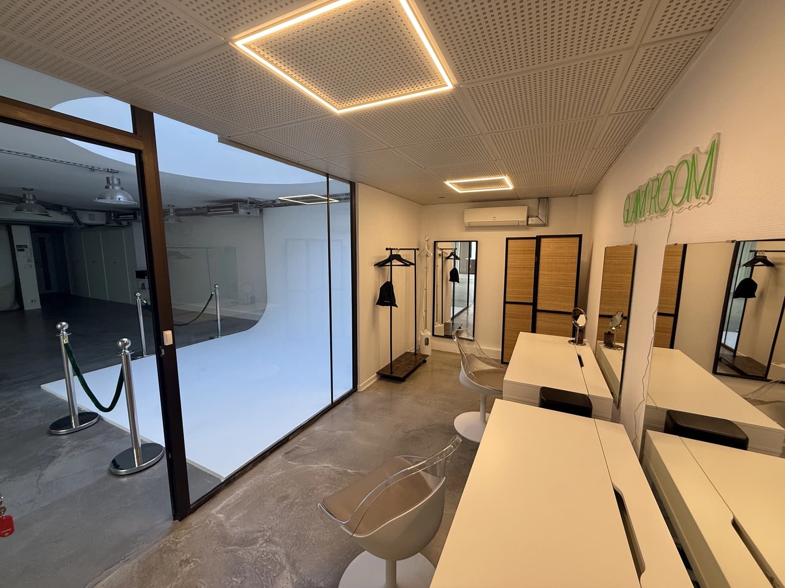 Space Photo/Video shooting studio - 2