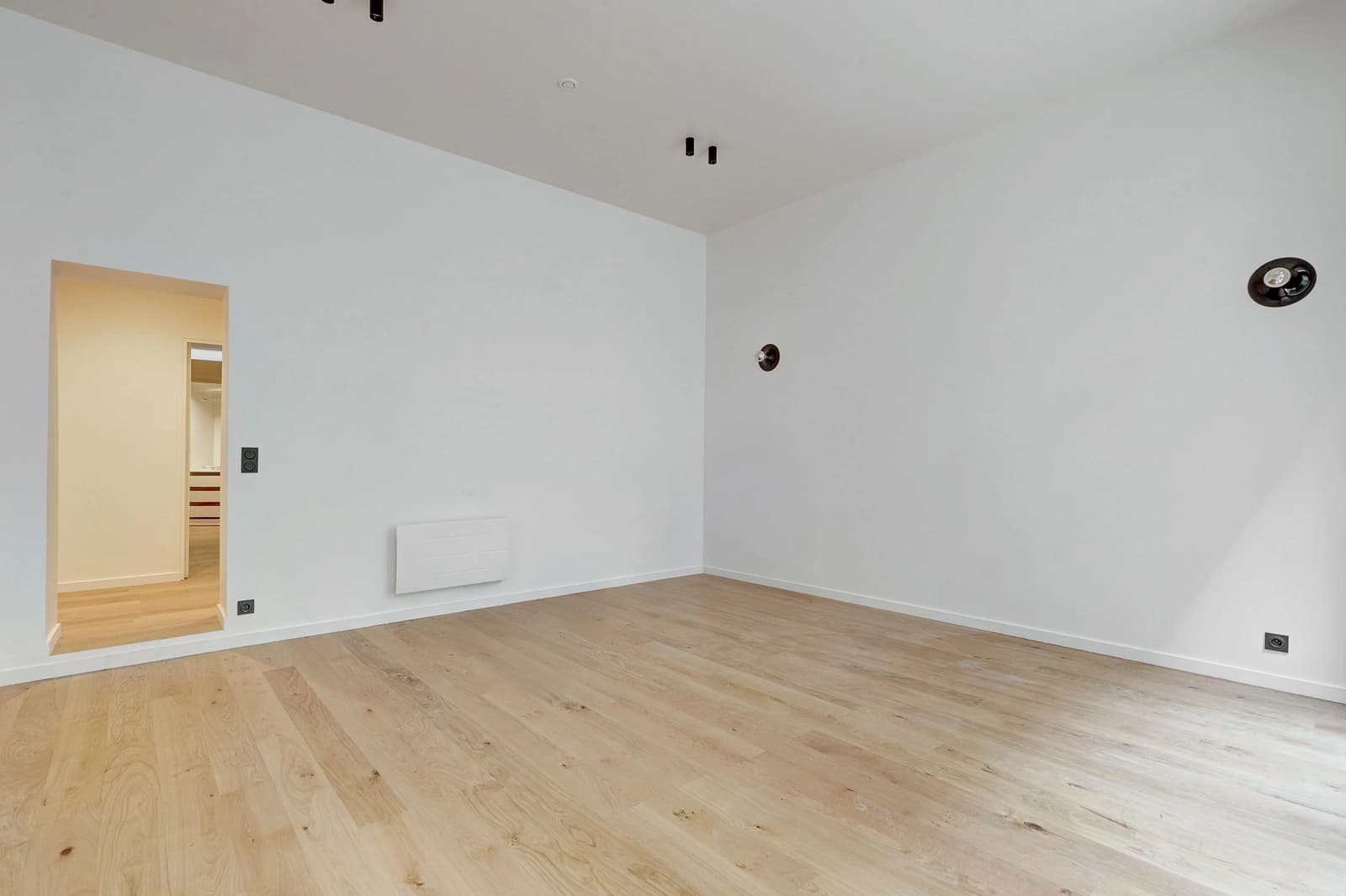 Espace Appartement épuré en plein coeur du 8ème à Paris - 5