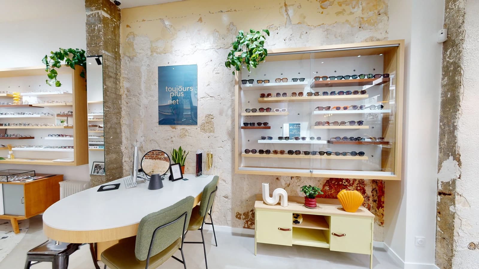 Kitchen in Ultra-bright, customizable space - 1