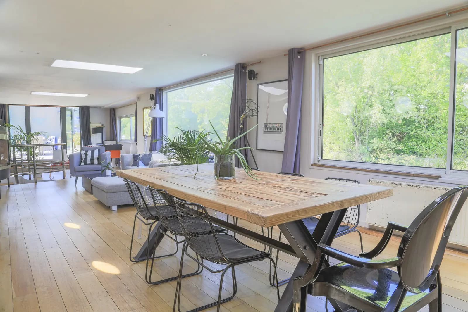 Meeting room in Design barge near Ile Saint Germain - 1