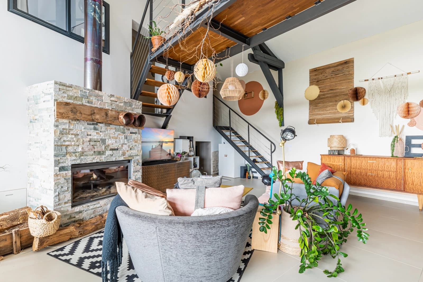 Espacio Loft atípico con relajante jacuzzi - 2