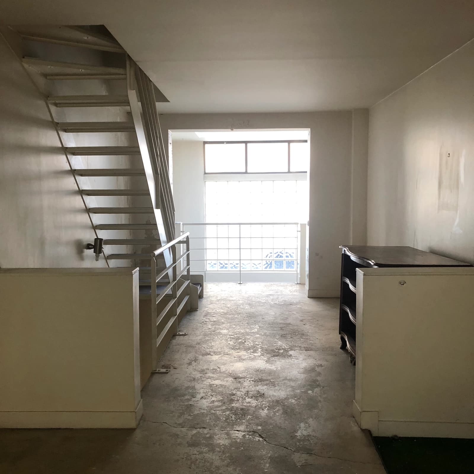 Espace Loft triplex défraichi, squatt de luxe, atelier d'artiste - 3