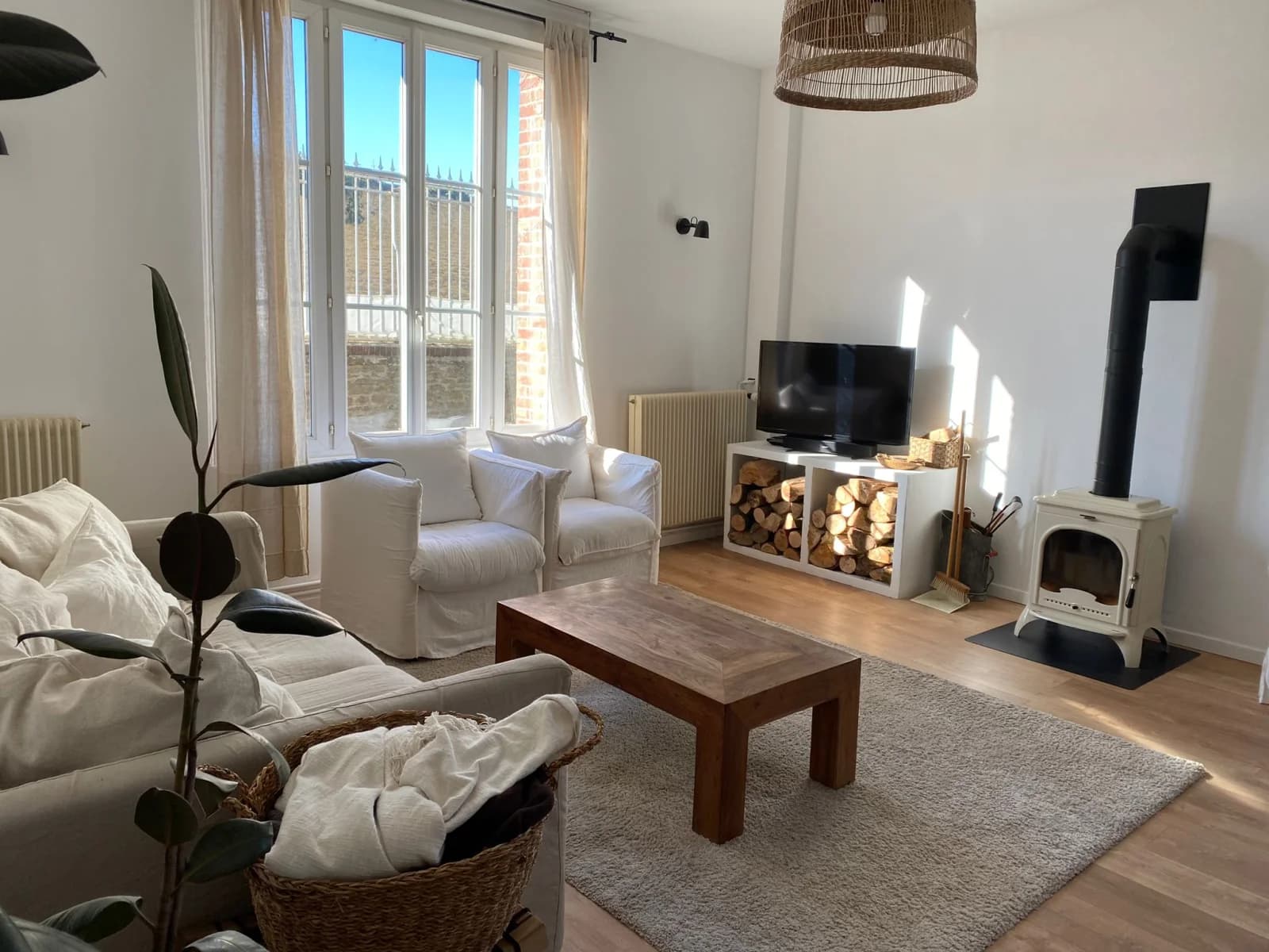 Espace Maison de maître avec vaste jardin arboré - 1