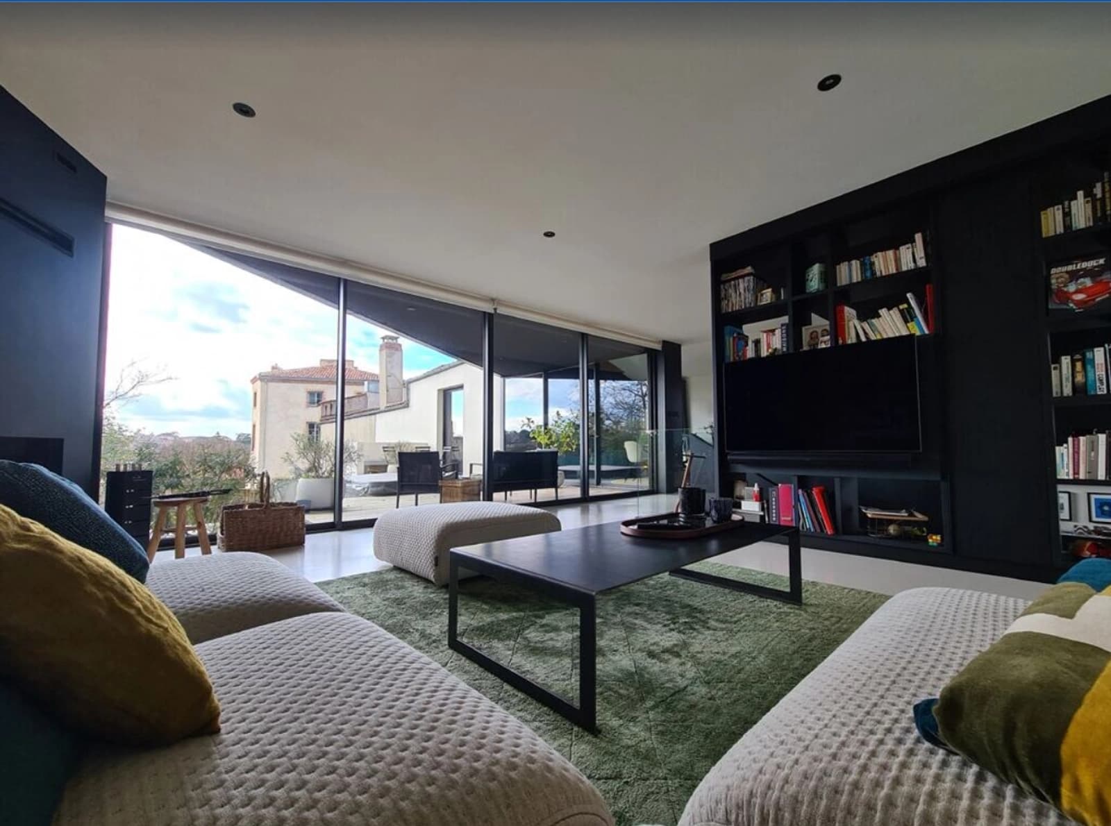 Space Contemporary house, panoramic view - 0