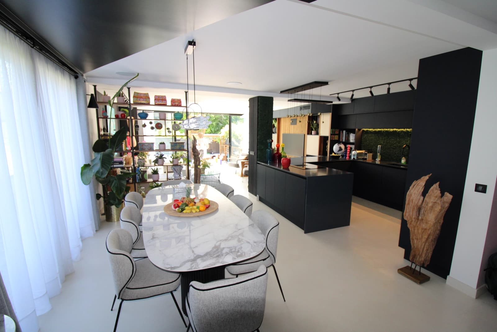 Space Contemporary house with pool, terrace and garden 5 km from Paris - 2
