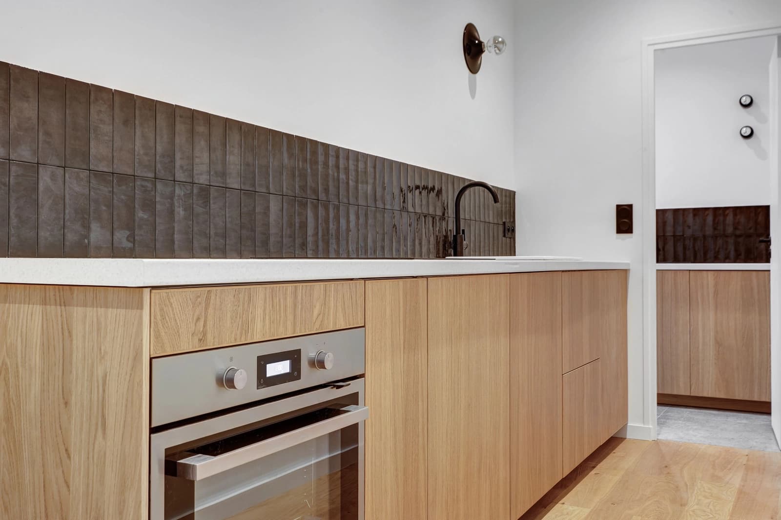Space A minimalist apartment in the heart of the 8th arrondissement in Paris - 0