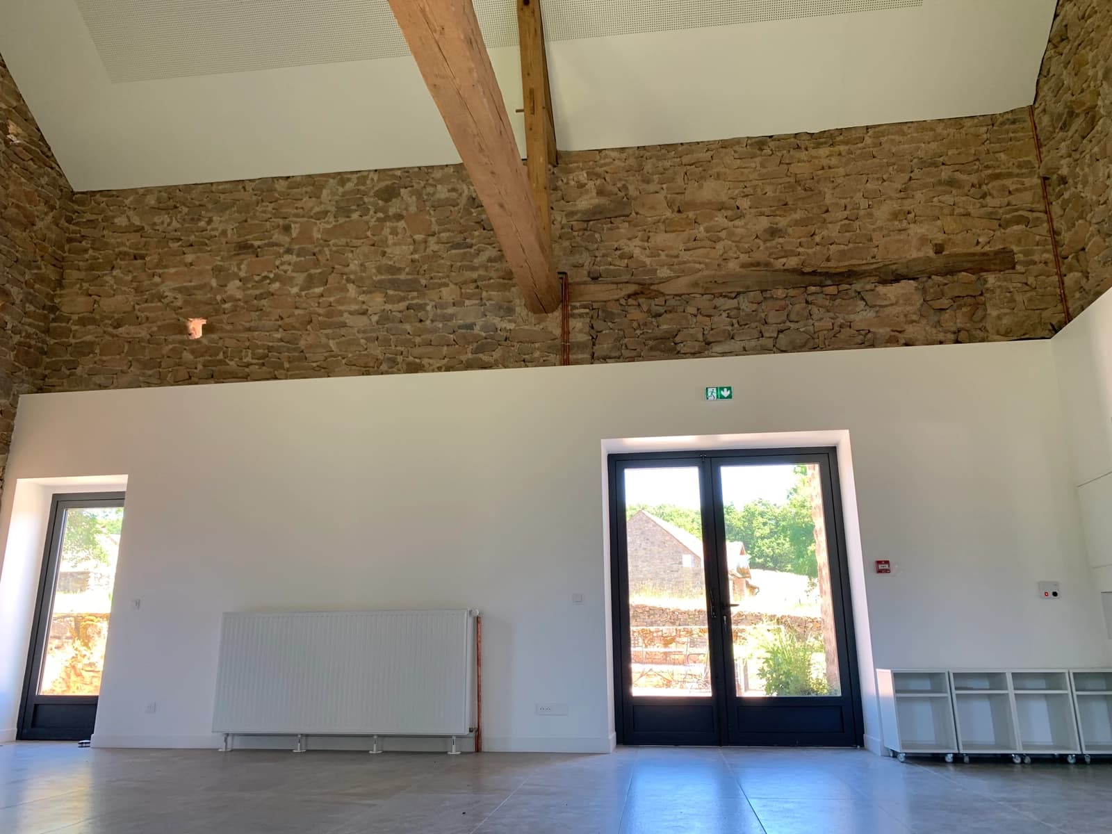 Living room in A unique hamlet in the heart of nature - 1