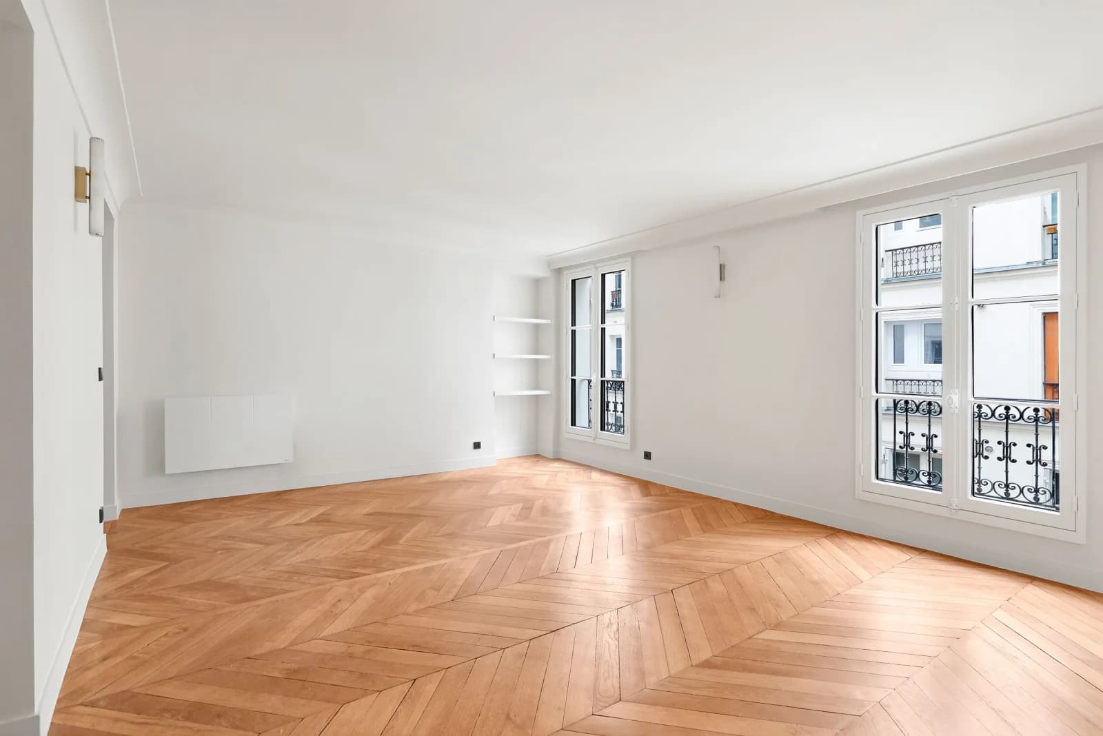 Espace Appartement haussmannien vide, non meublé - 2