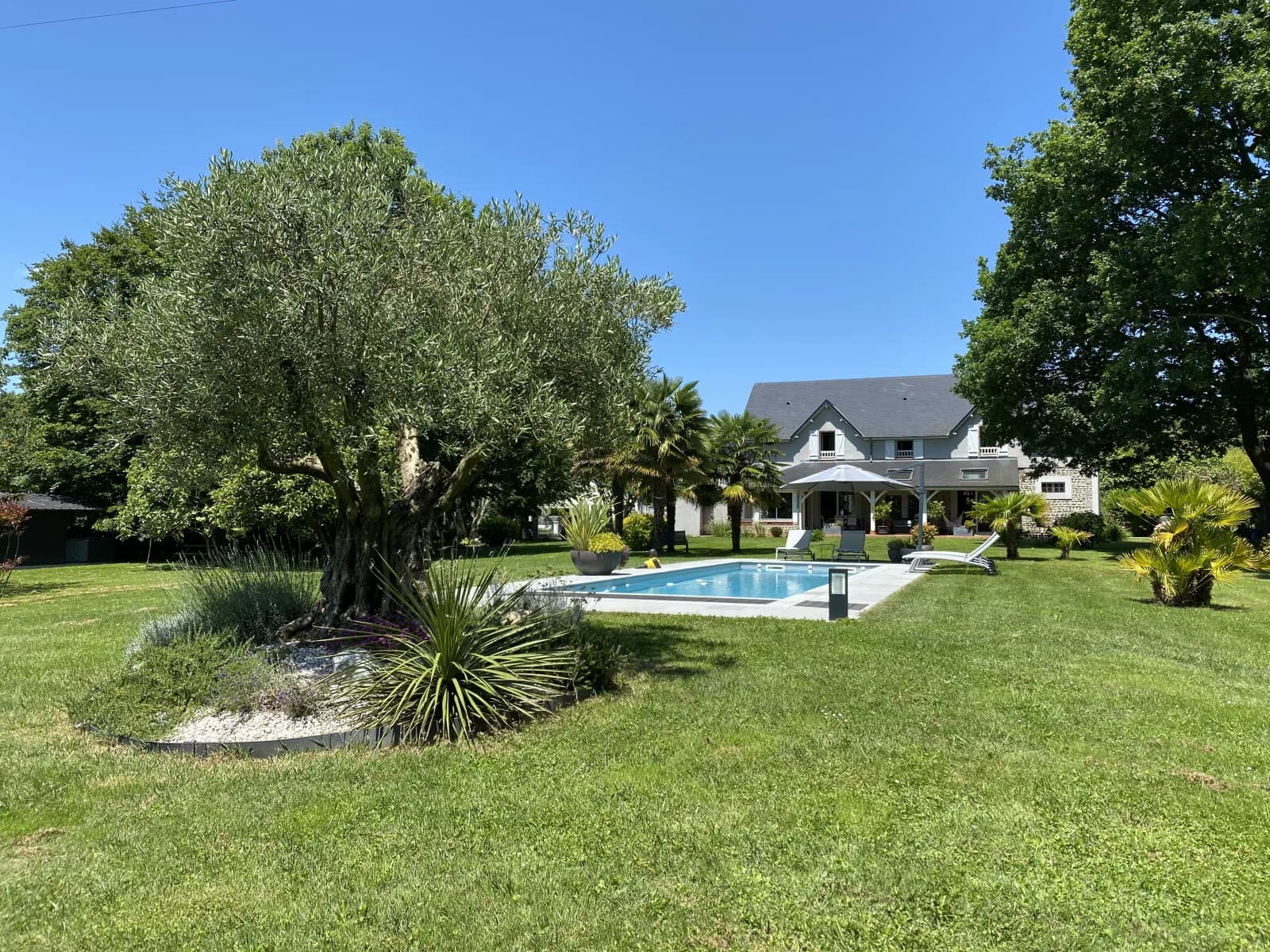 Space On the outskirts of Pau, renovated Béarnaise house - 1