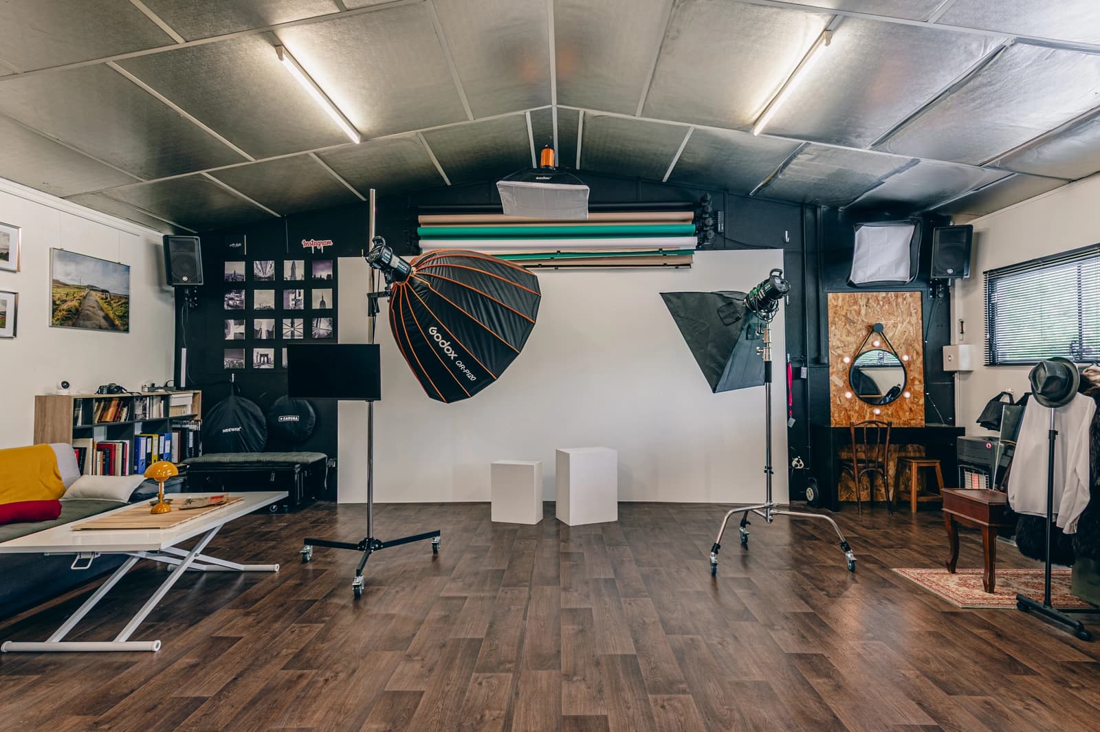 Space Loft-style Photo Studio - 0