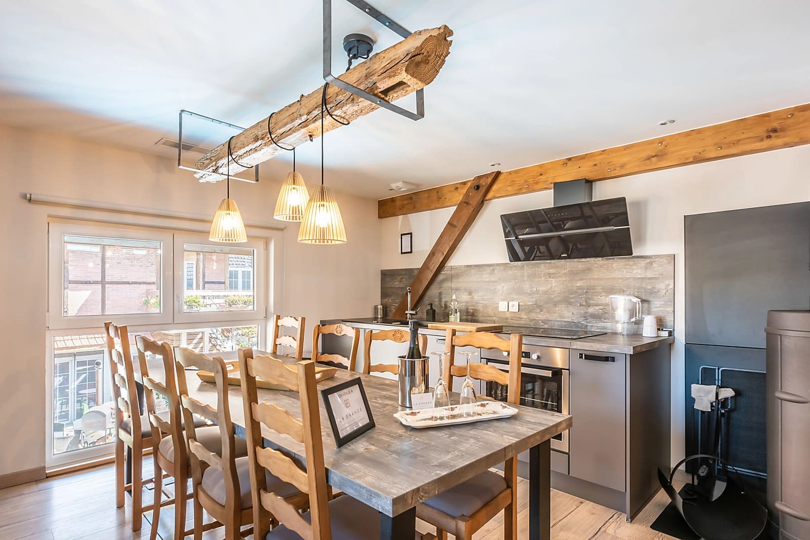 Space Renovated barn with Spa, Sauna and Games Room - 2