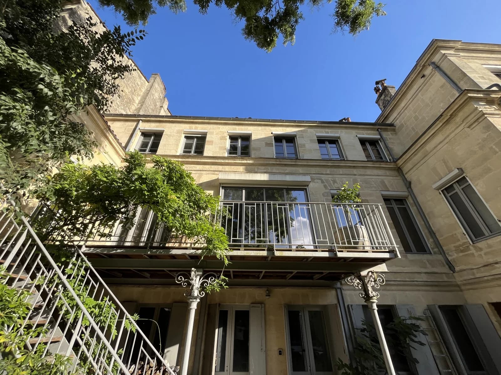 Espace Lieu prestigieux avec jardin 400m² et piscine au coeur de bordeaux - 4