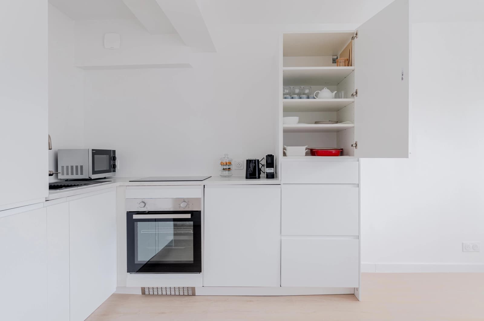 Space Superb 2-room apartment with balcony Paris 15 - 4