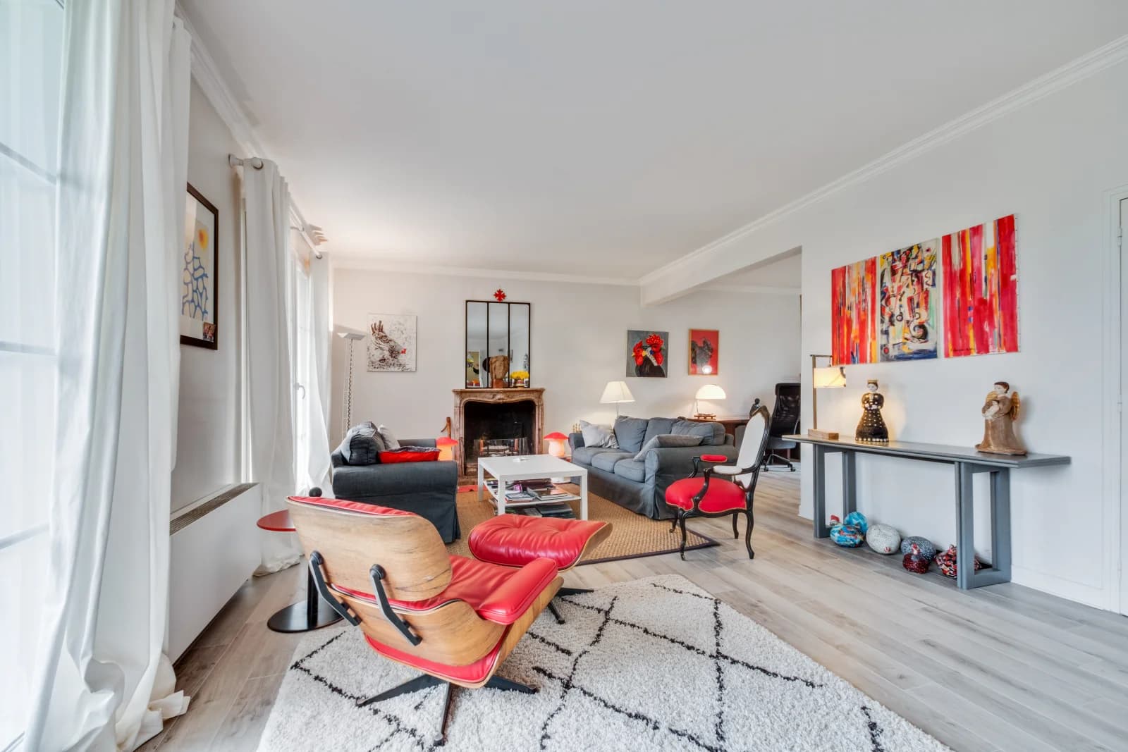 Living room in Artist's house 28km from Paris - 1