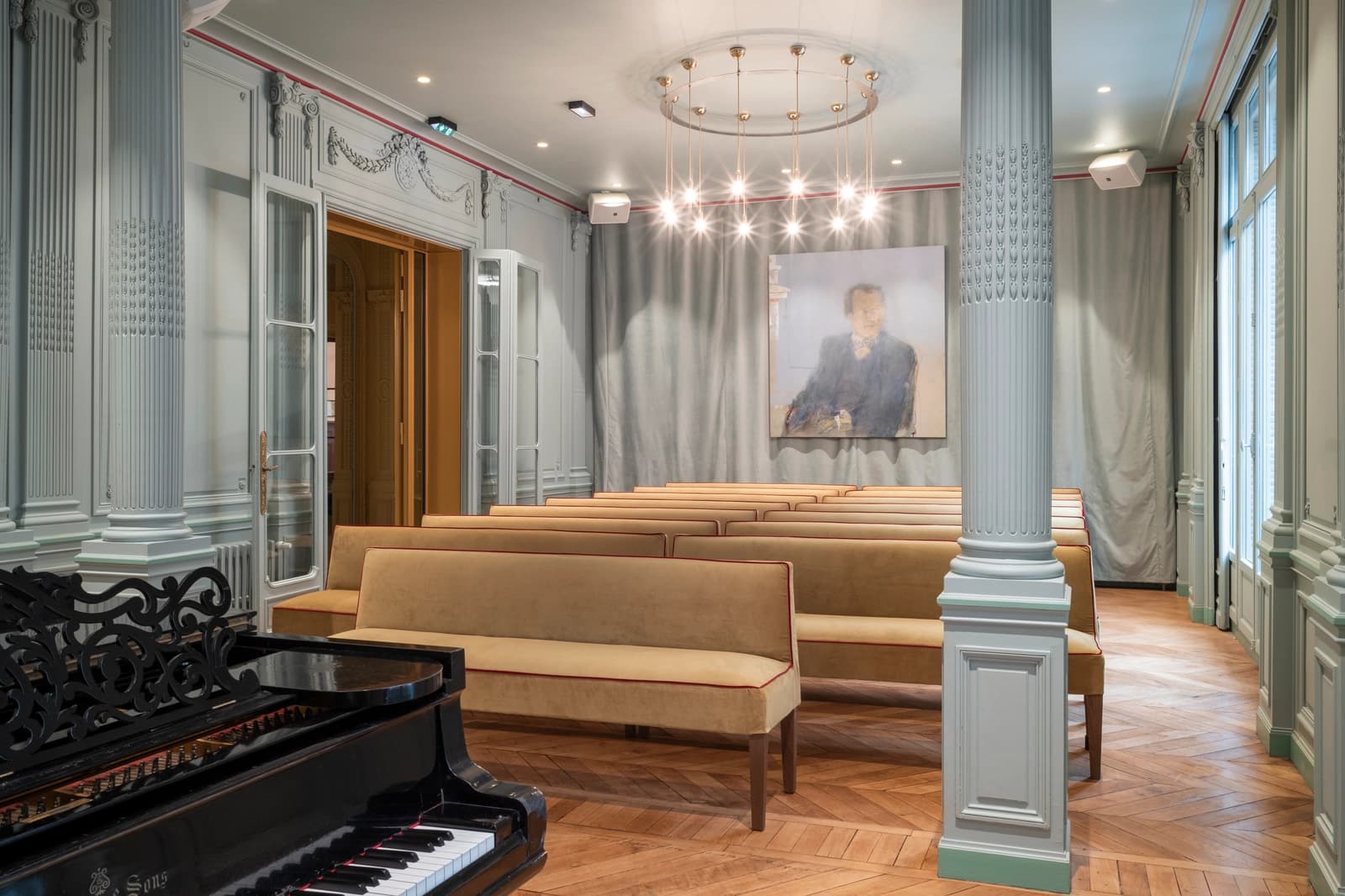 Space Parisian private townhouse ideal for corporate evenings, photoshoots, fashion shows, conferences, concerts, and filming...  - 0