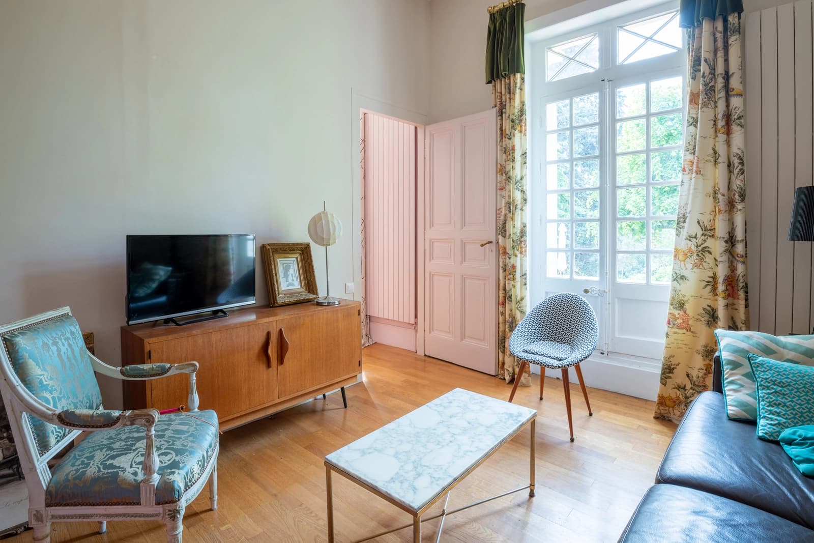 Espace Villa retirée dans un écrin de verdure luxuriante - 5