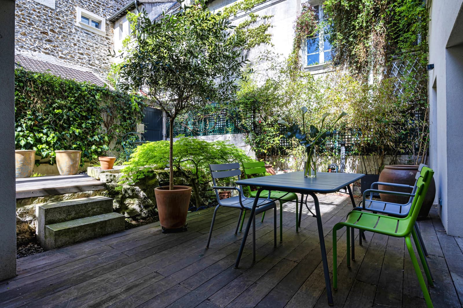 Meeting room in Charming garden space - 1