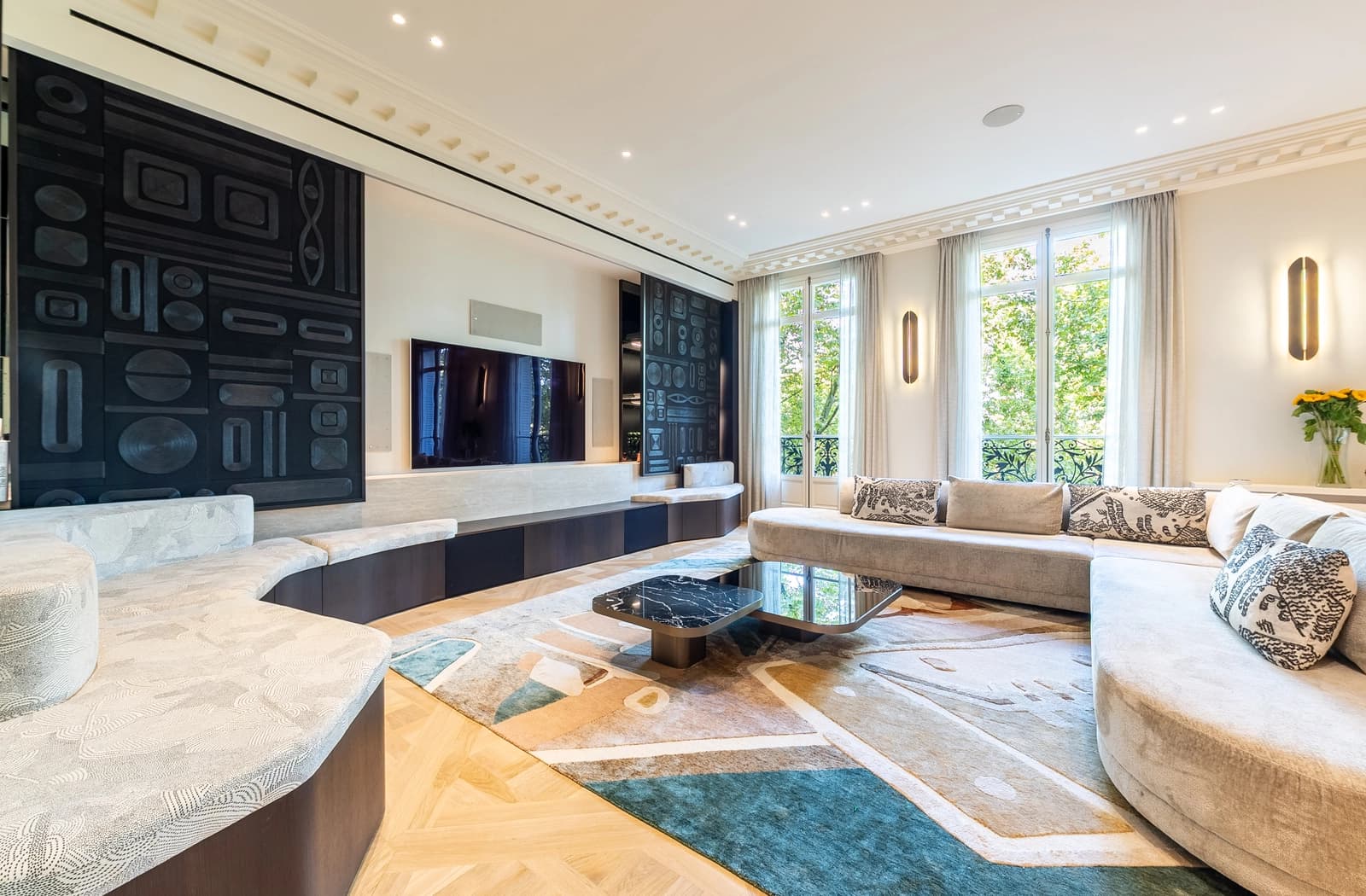 Space Refined luxury in a designer apartment - 4