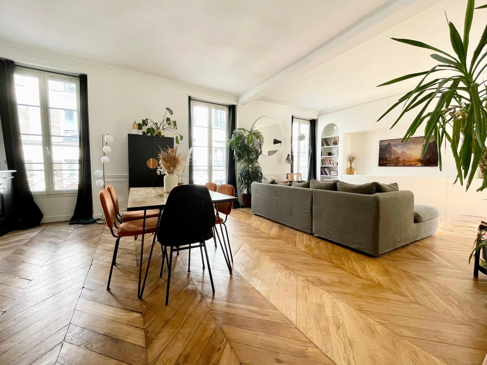 Space Haussmannian high-end apartment - 0