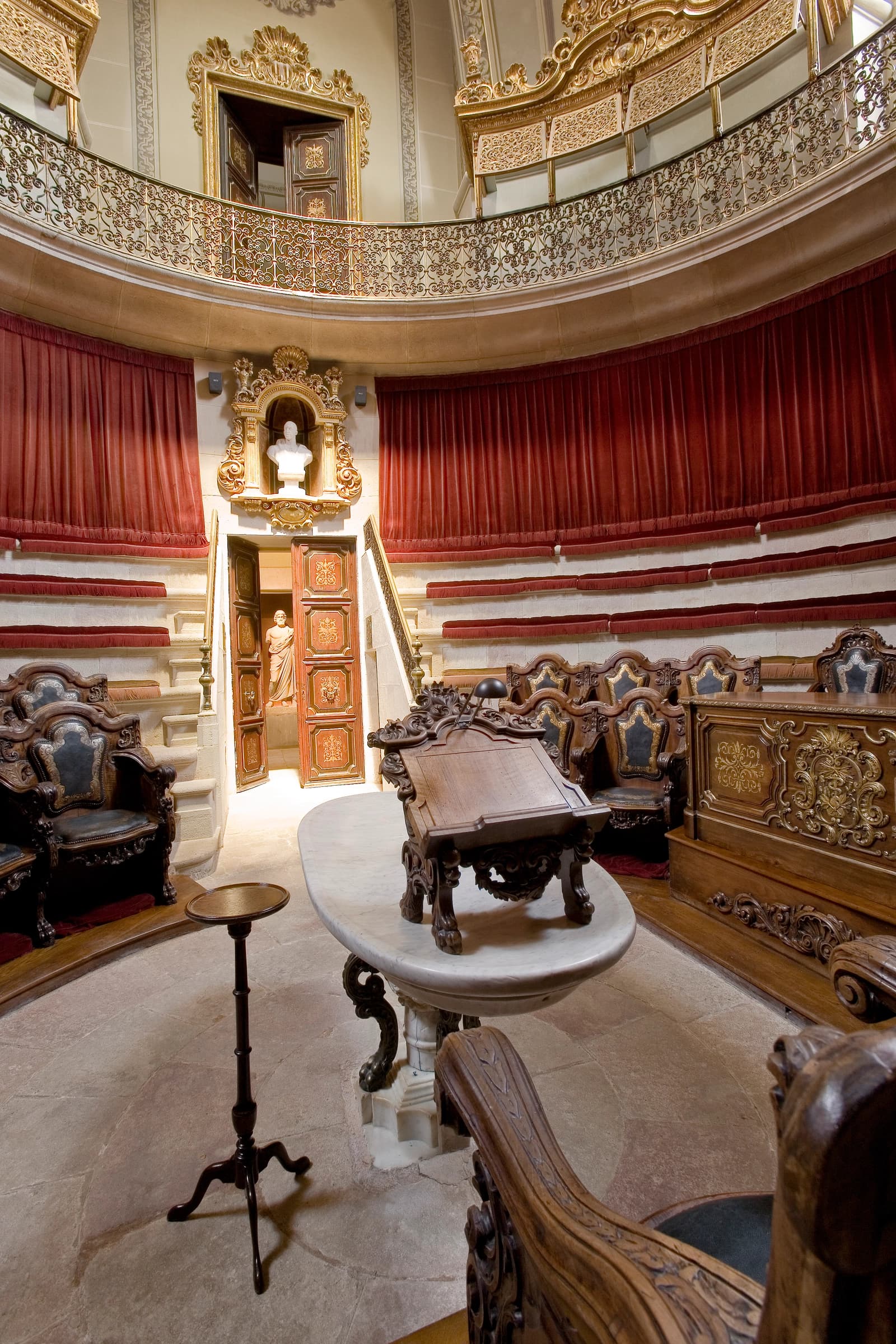 Espacio Real Academia de Medicina de Barcelona - 2