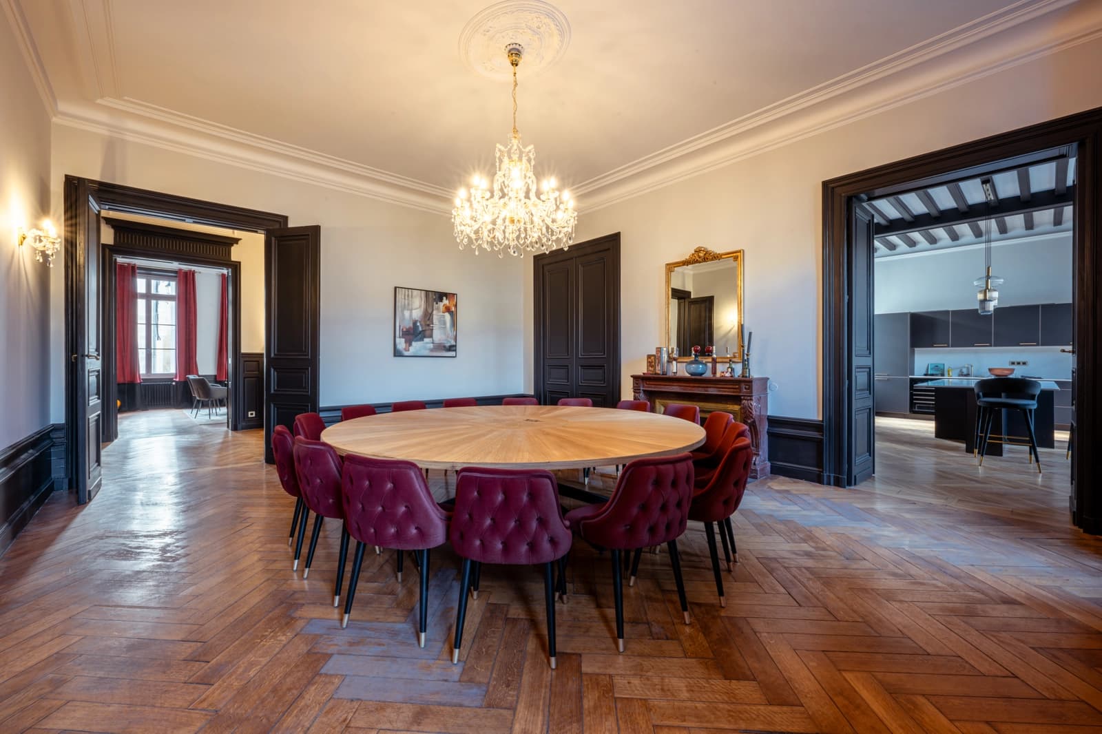 Space Private Mansion in the Heart of Old Cognac - 3