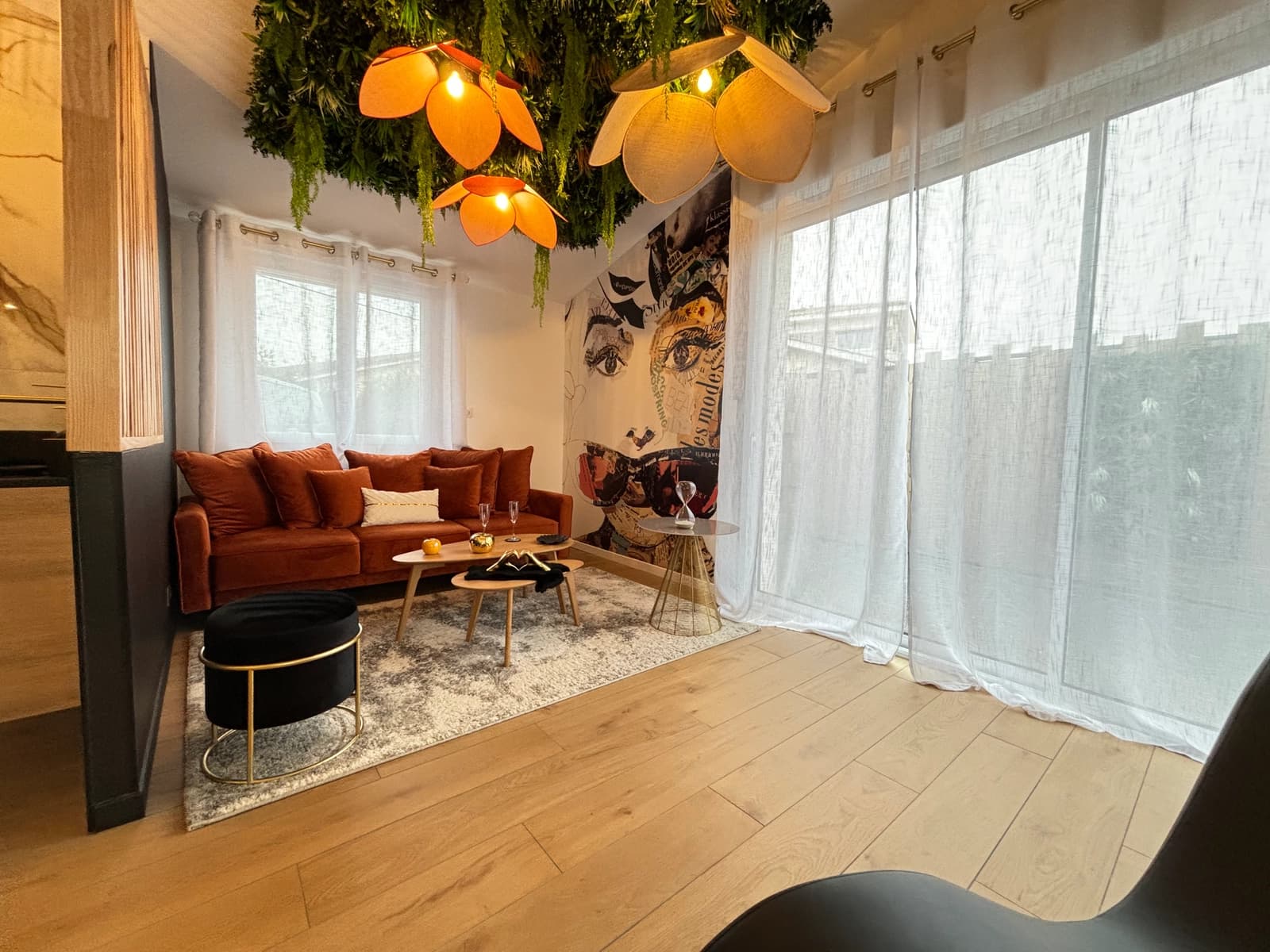 Space Atypique Chic: Luxury Loft, Spa & Lights - 1