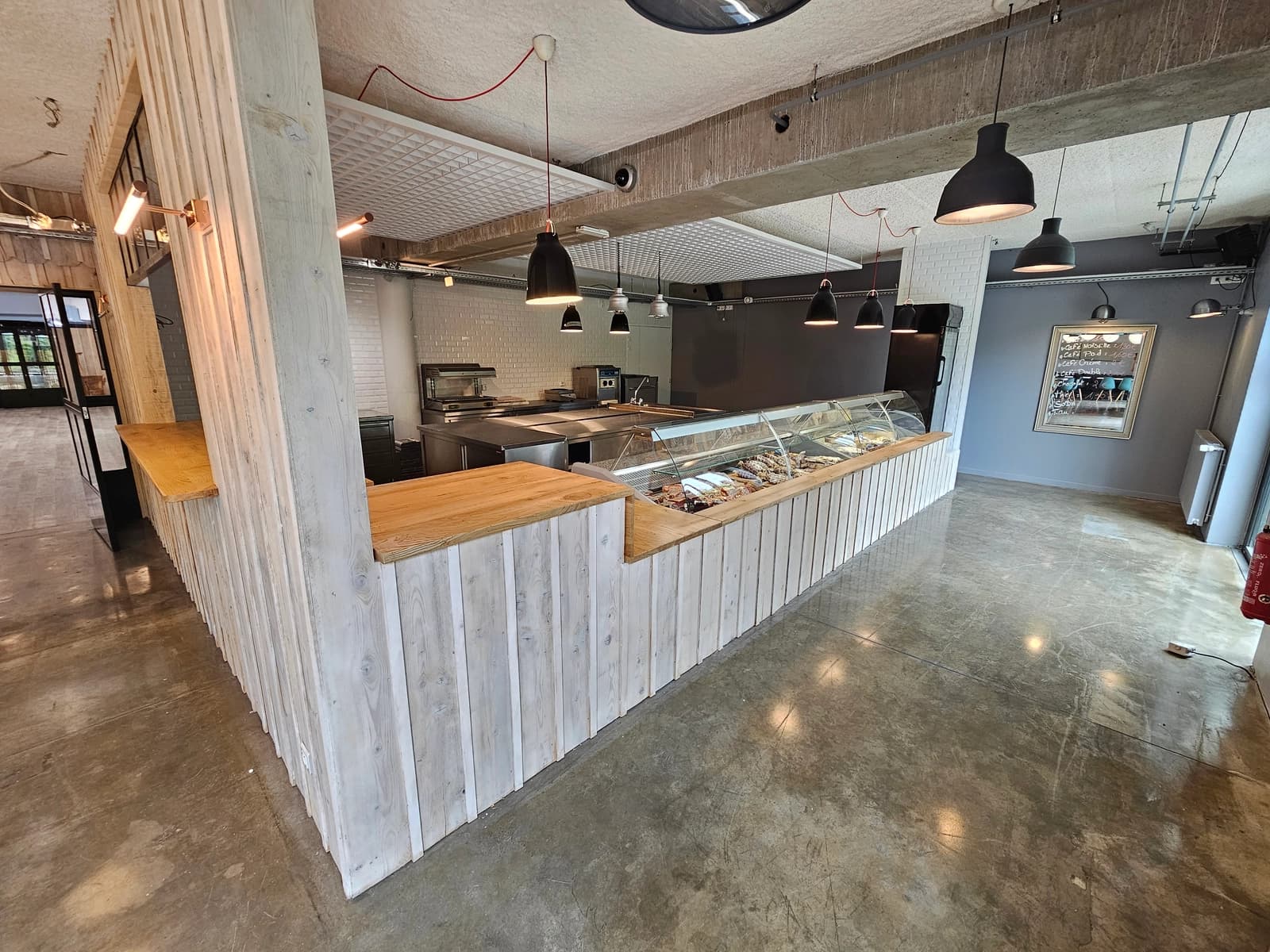 Space "atelierlieu" with a professional kitchen, restaurant and space - 2