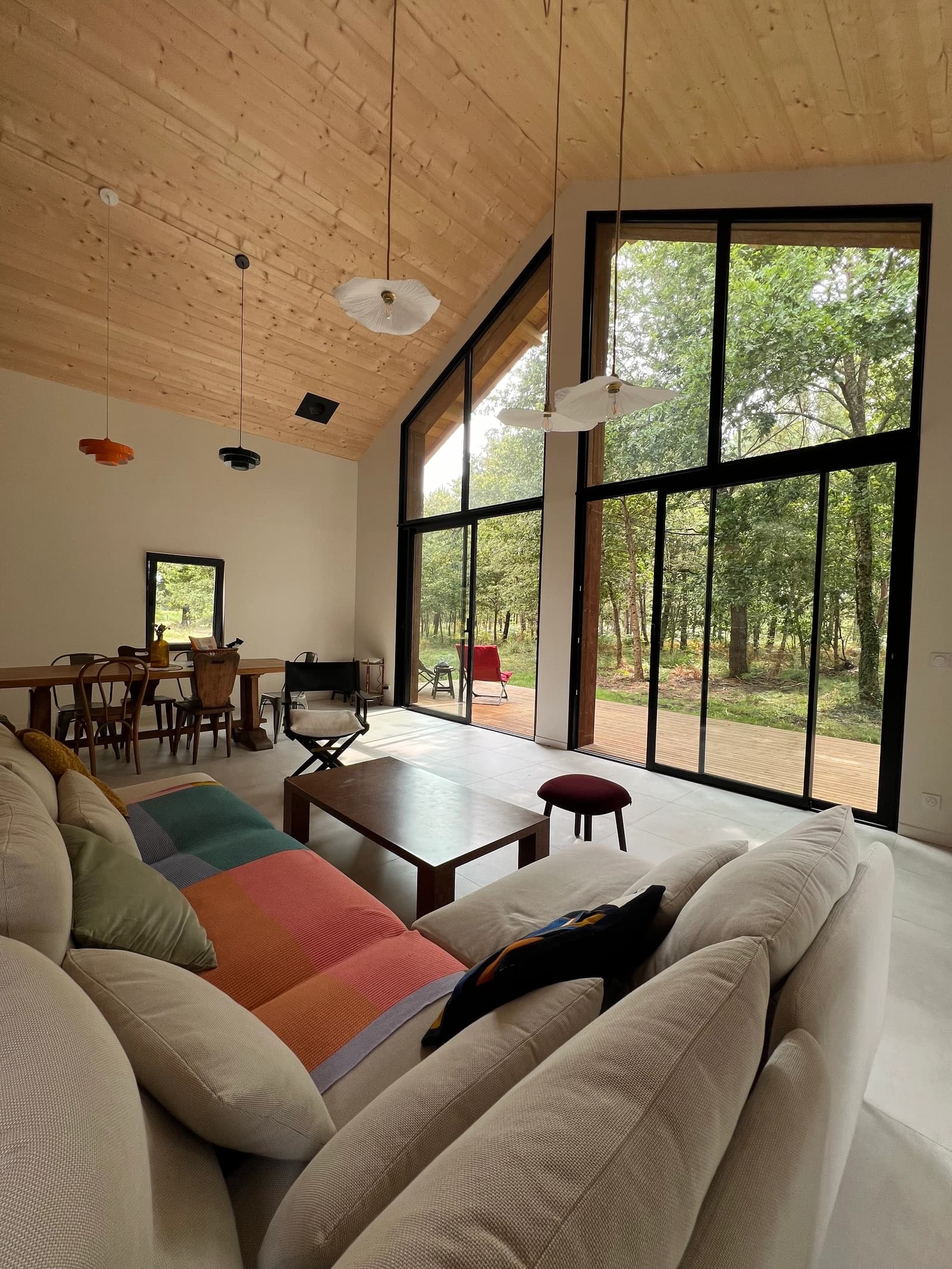 Space House in the heart of the forest - near the lake - 0