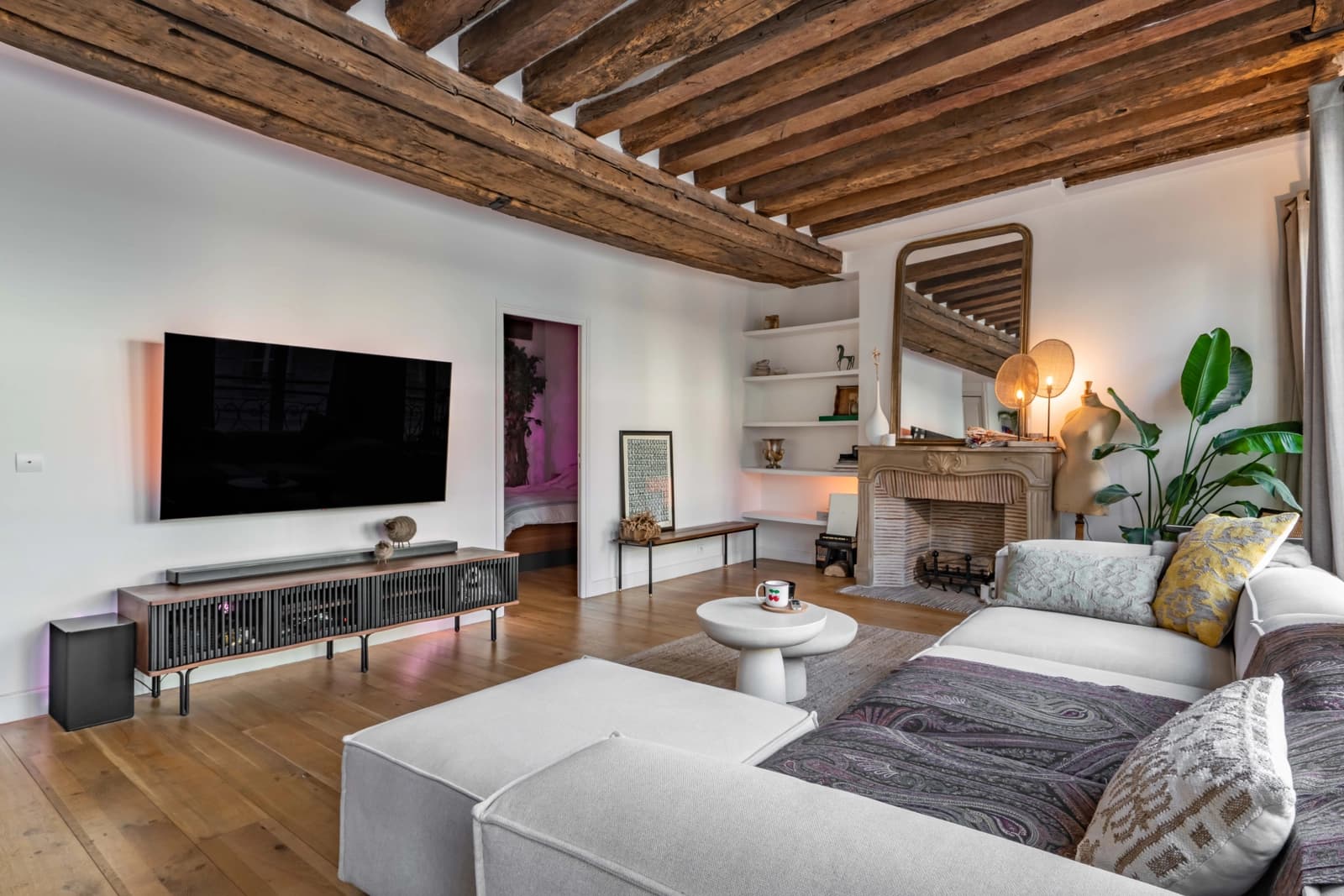 Living room in Charming apartment in the city center - 1