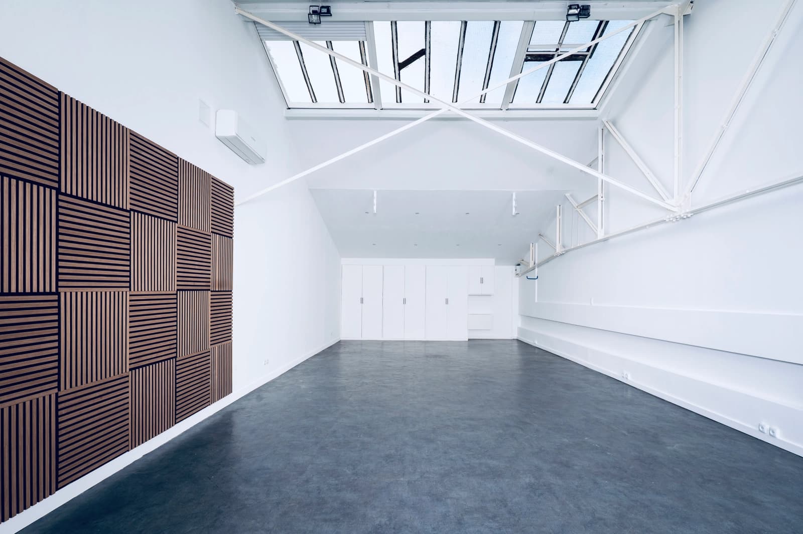 Space Bright 80 m² studio - 2