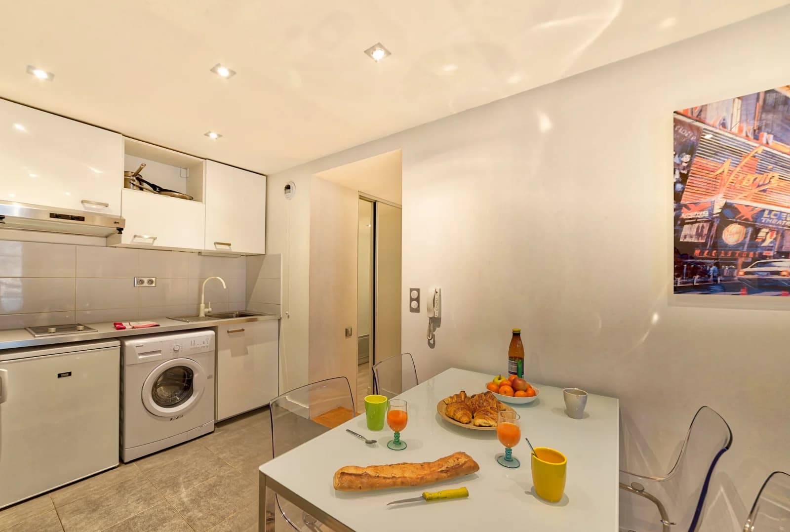 Kitchen en Encantador dúplex en el vibrante corazón de la ciudad - 1
