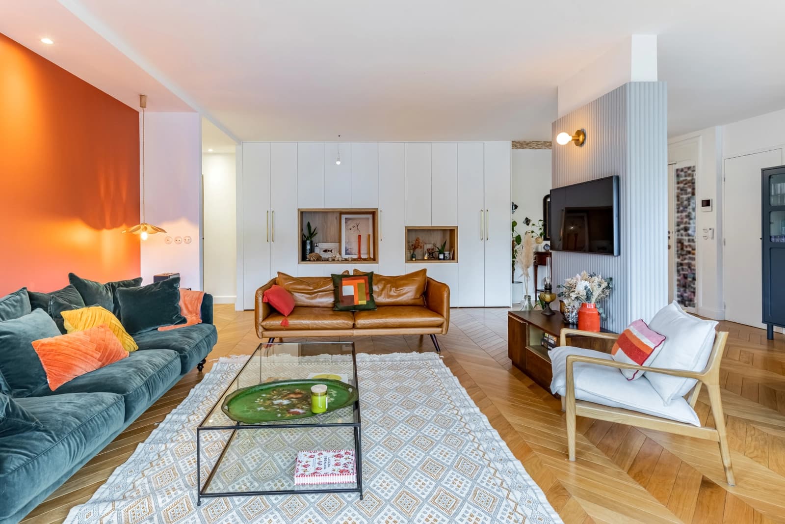 Espace Appartement avec une vaste et conviviale pièce de vie - 4